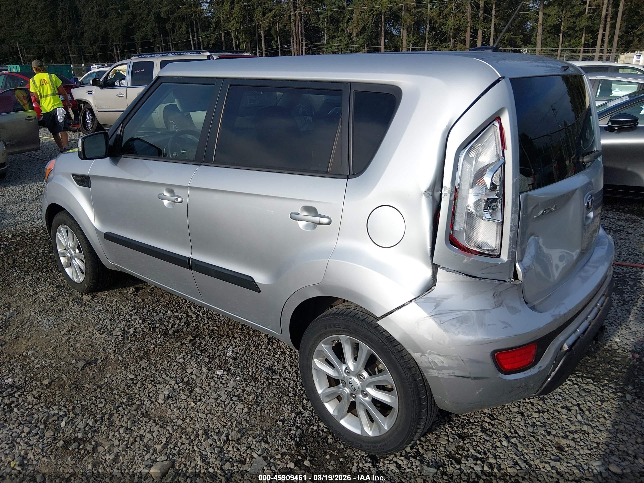 2013 Kia Soul + Серебряный vin: KNDJT2A65D7486926