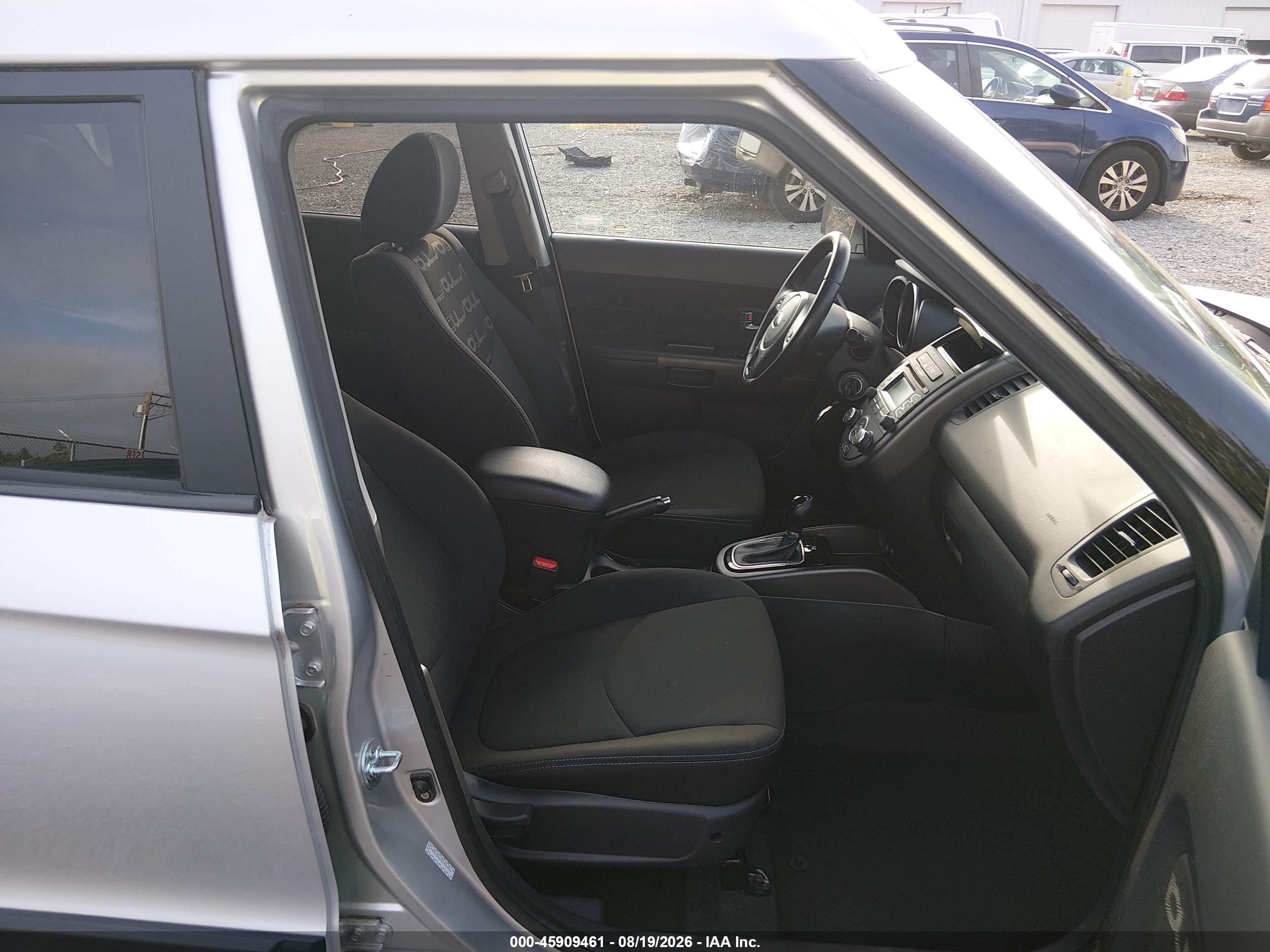 2013 Kia Soul + Серебряный vin: KNDJT2A65D7486926