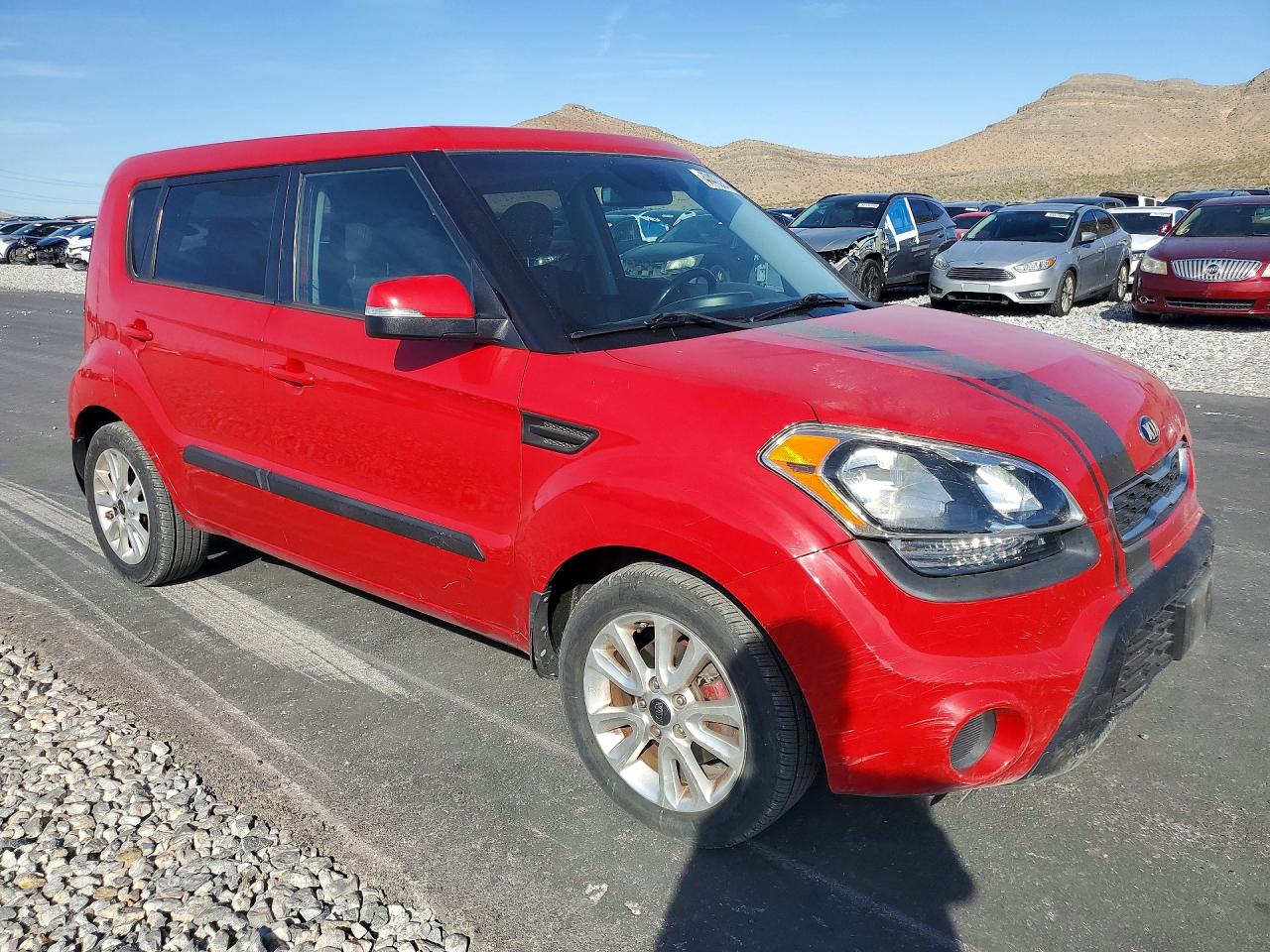 2013 Kia Soul + Red vin: KNDJT2A65D7550270