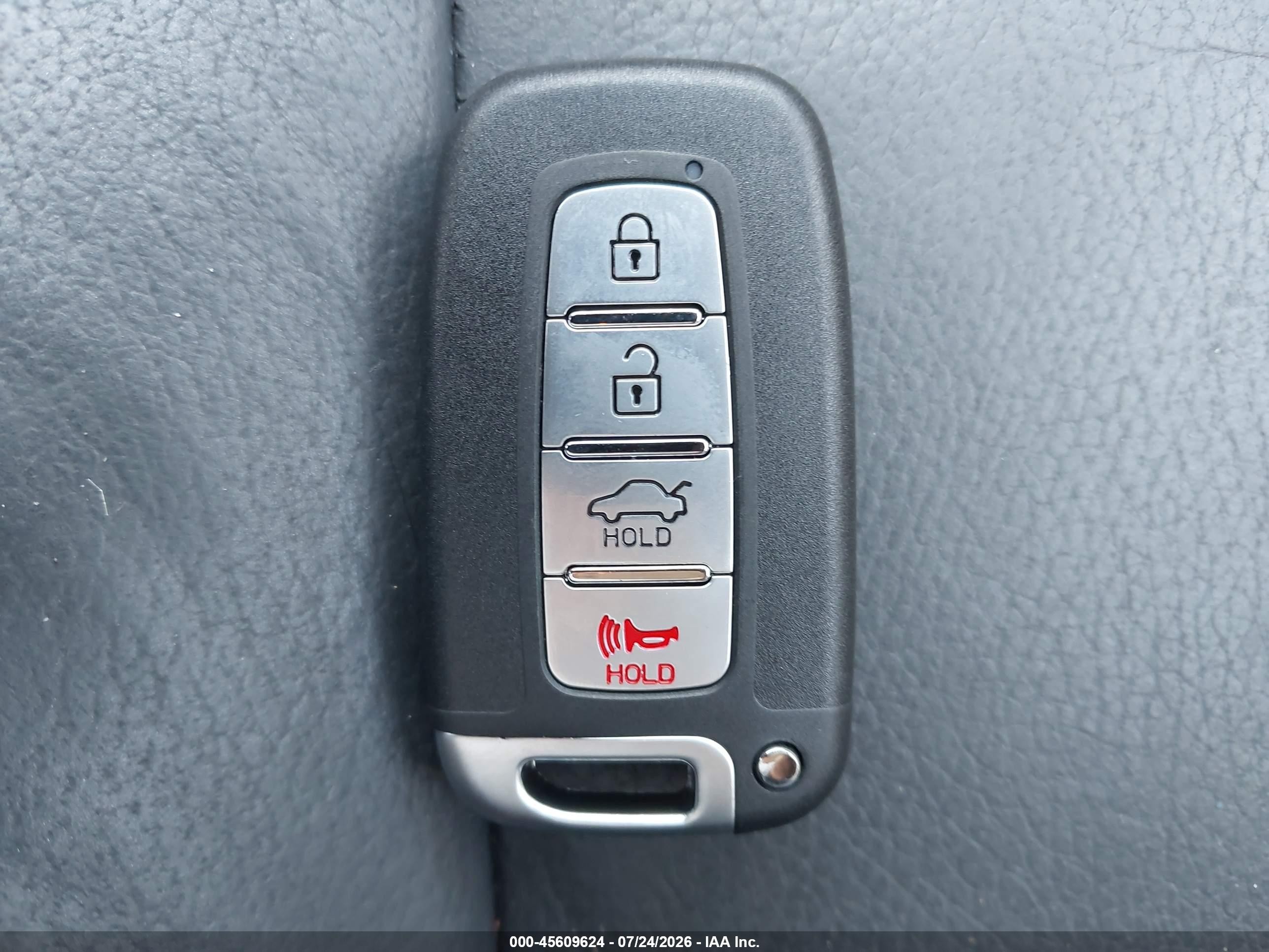 2013 Kia Soul ! Silver vin: KNDJT2A65D7551225