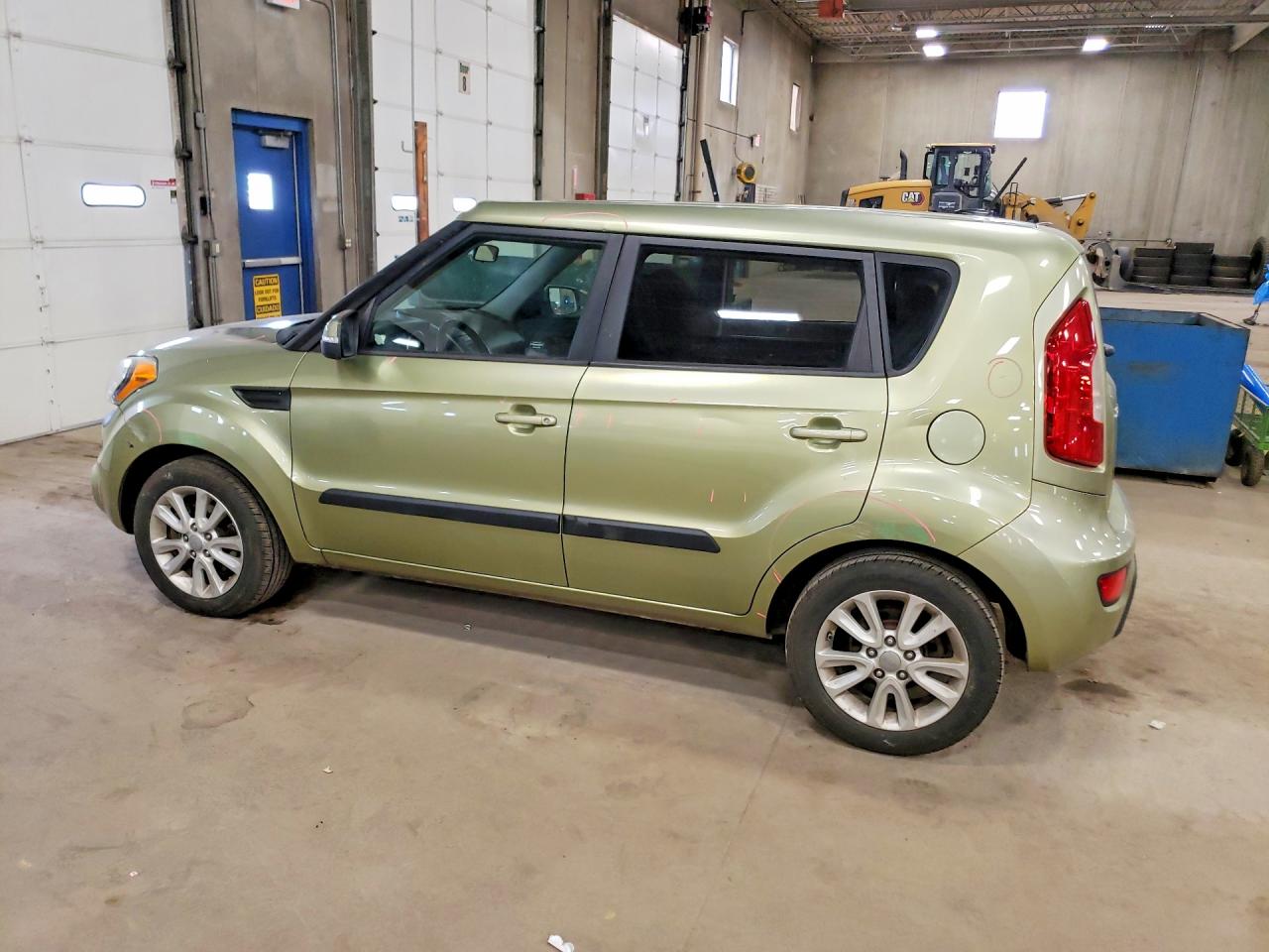 2013 Kia Soul + Green vin: KNDJT2A65D7555985