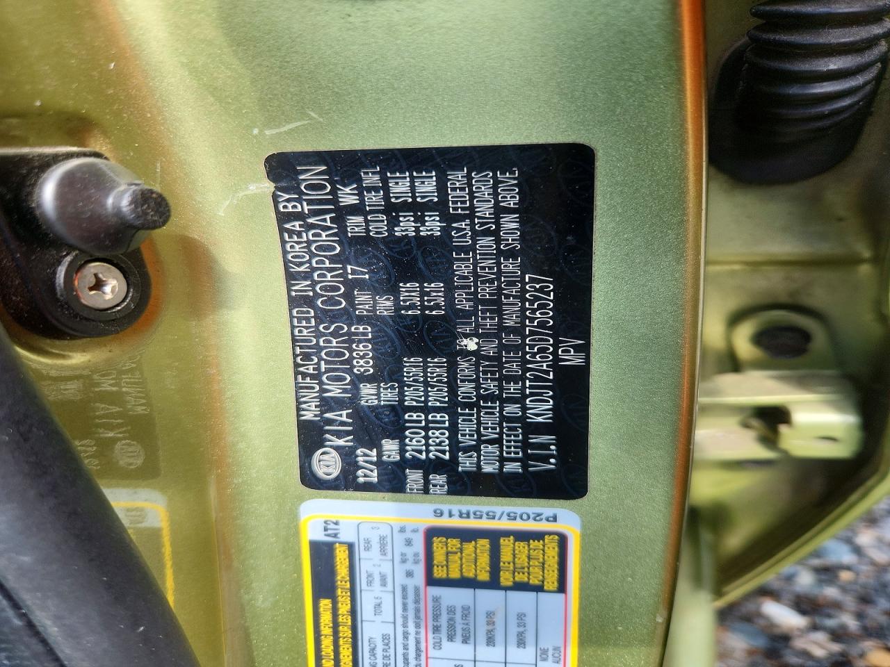 2013 Kia Soul + Зеленый vin: KNDJT2A65D7565237