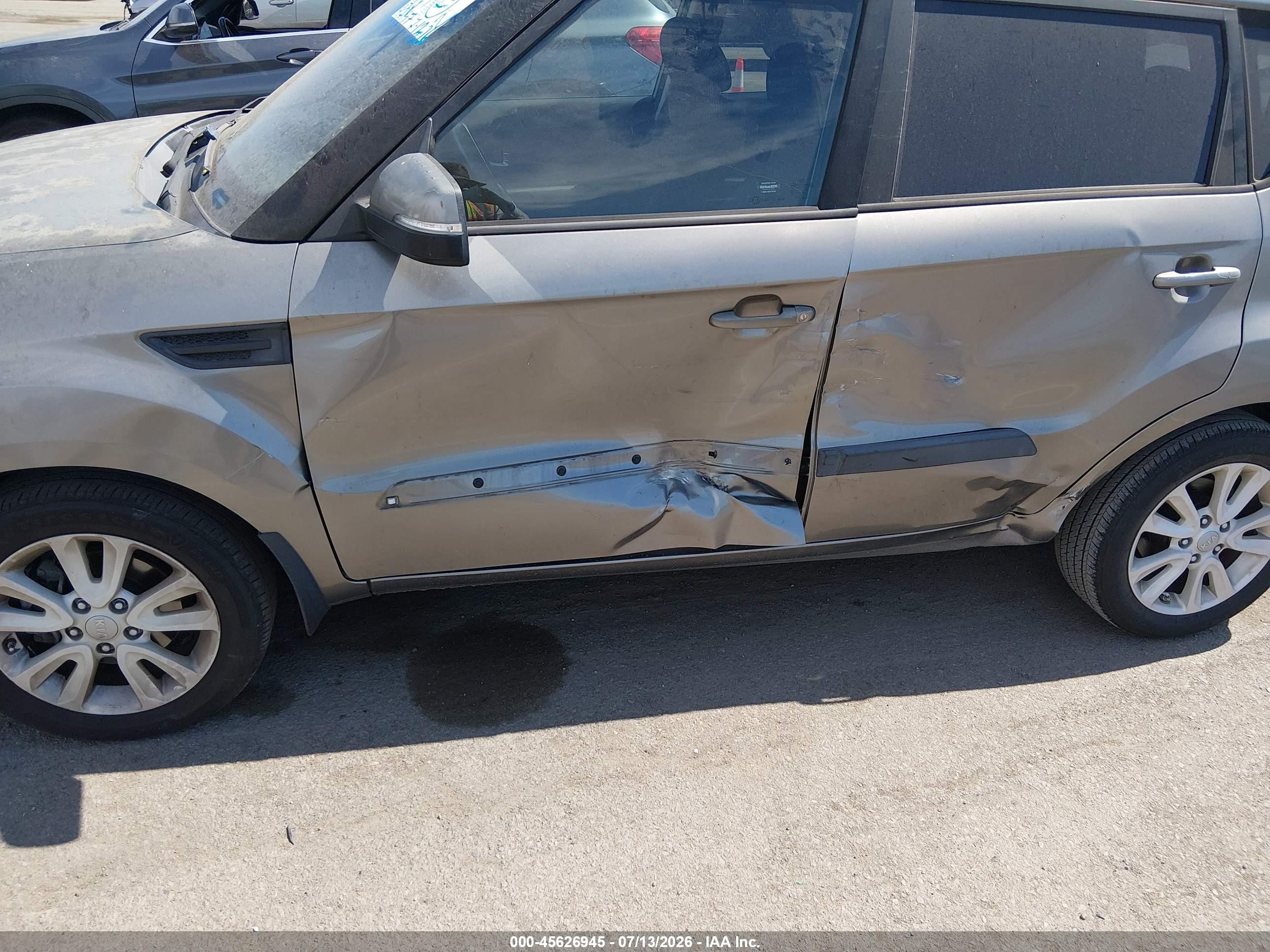 2013 Kia Soul + Brown vin: KNDJT2A65D7602397