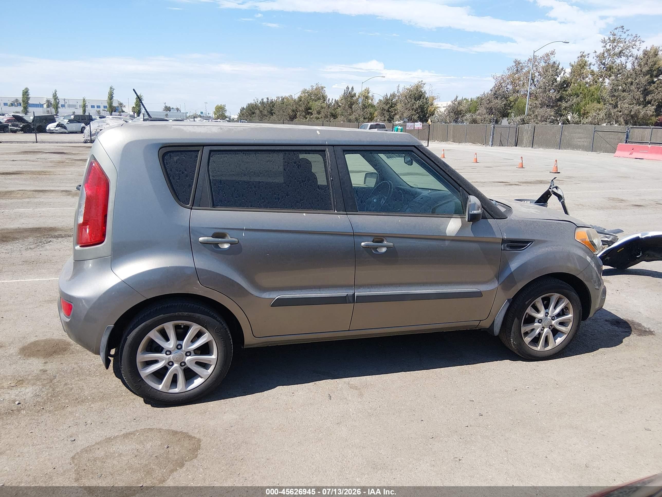 2013 Kia Soul + Brown vin: KNDJT2A65D7602397