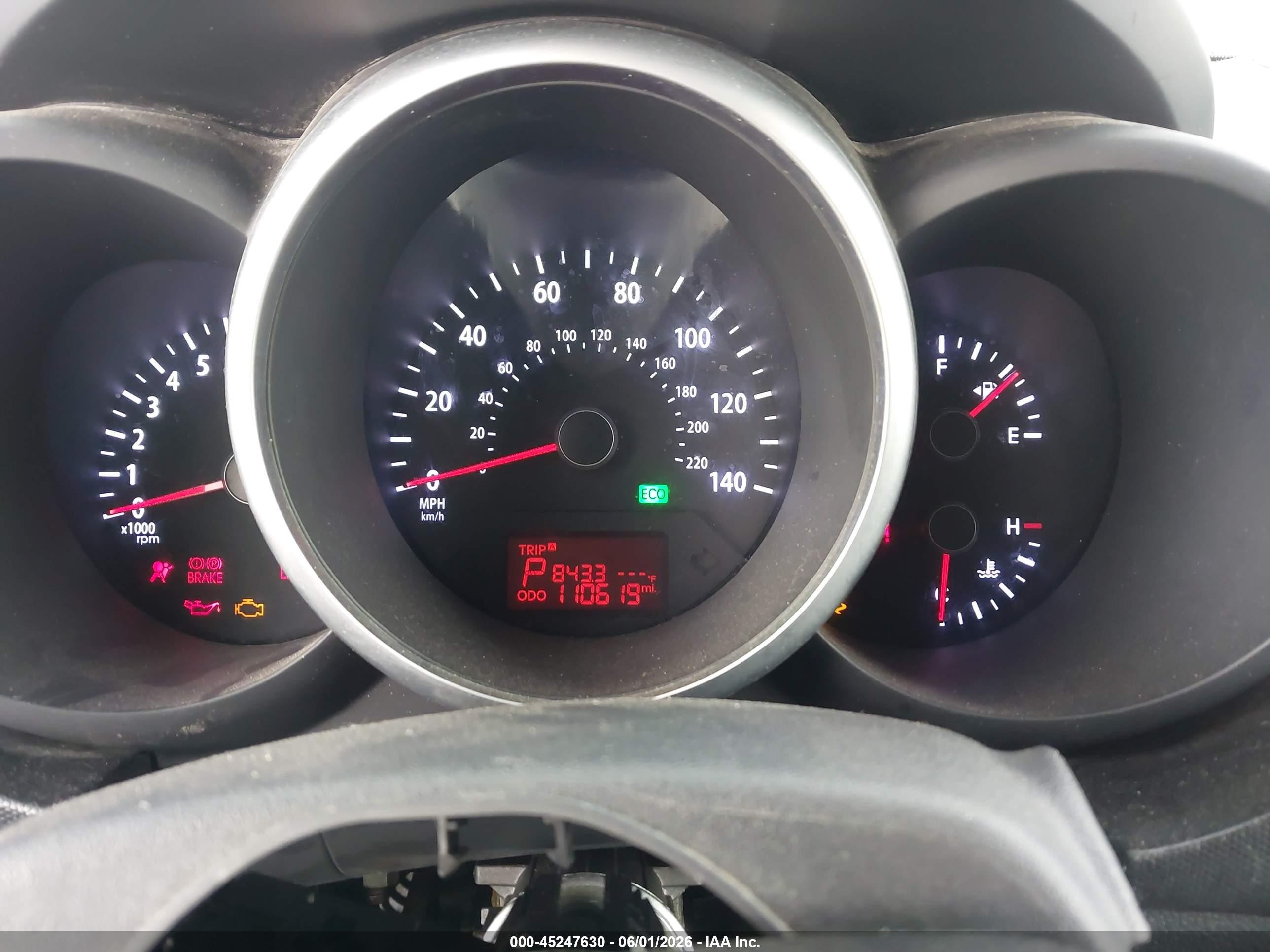 2013 Kia Soul + Black vin: KNDJT2A65D7608703