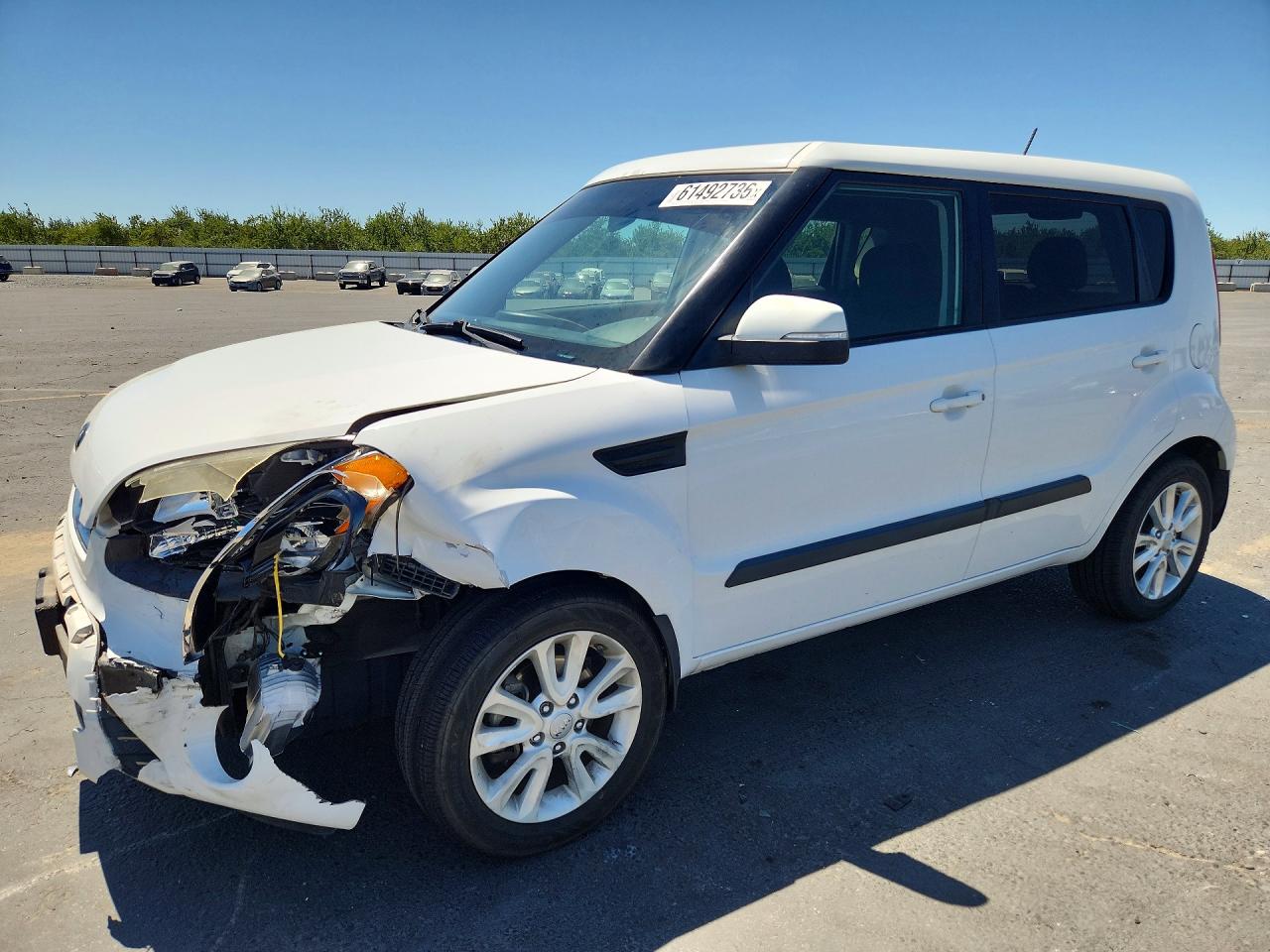 2013 Kia Soul + White vin: KNDJT2A65D7754745
