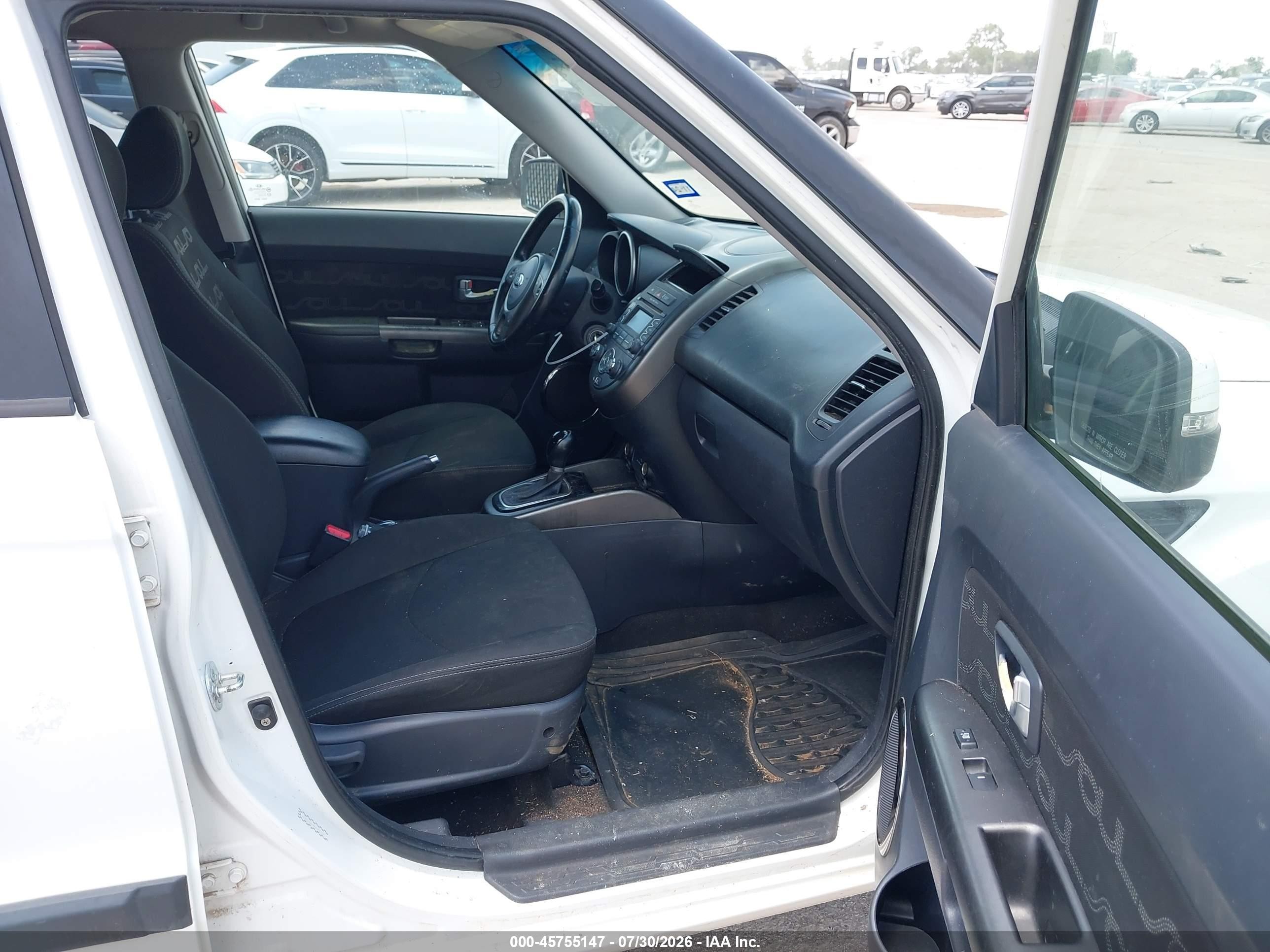 2013 Kia Soul + Белый vin: KNDJT2A65D7761422