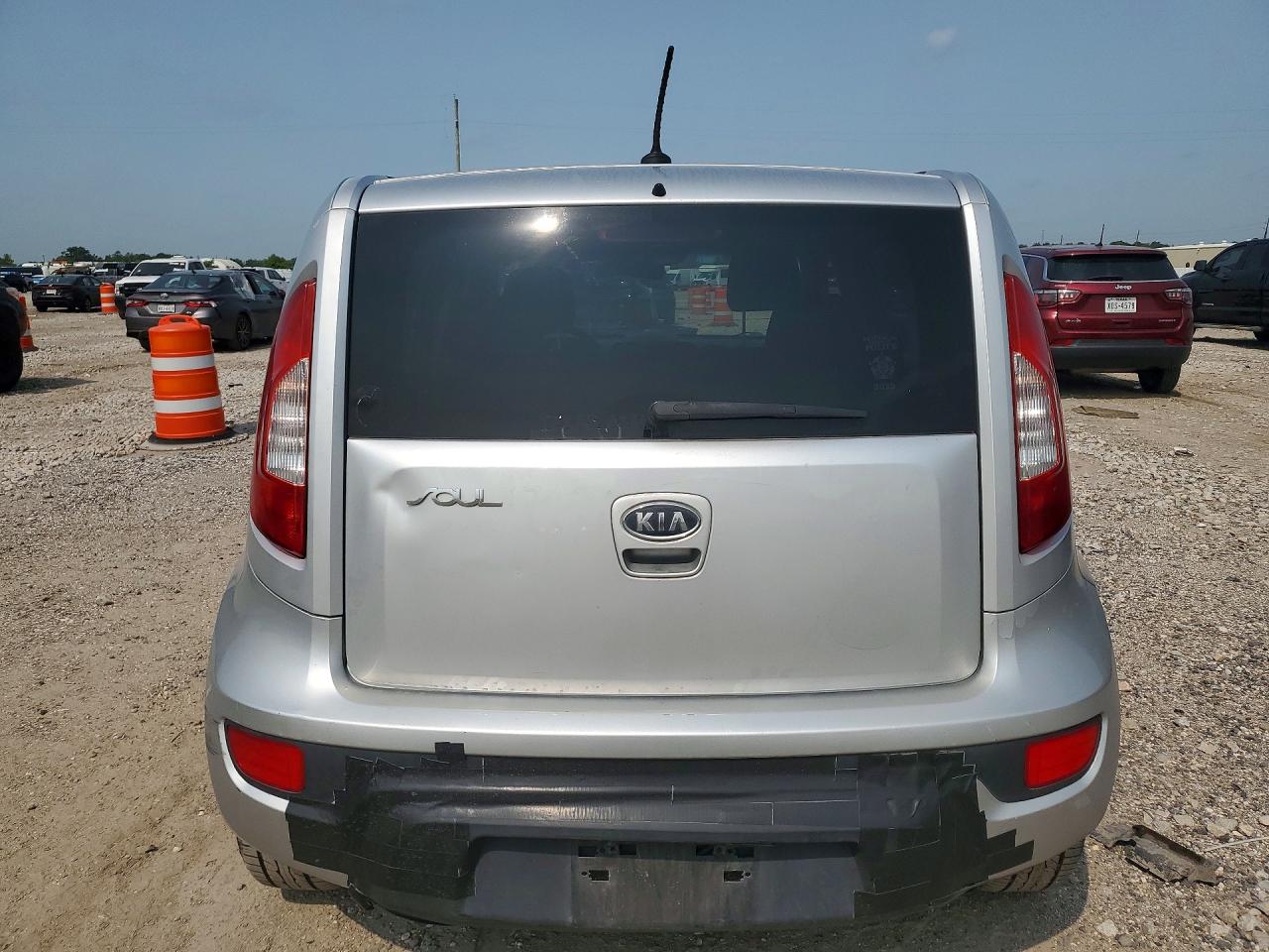 2012 Kia Soul + Silver vin: KNDJT2A66C7356975
