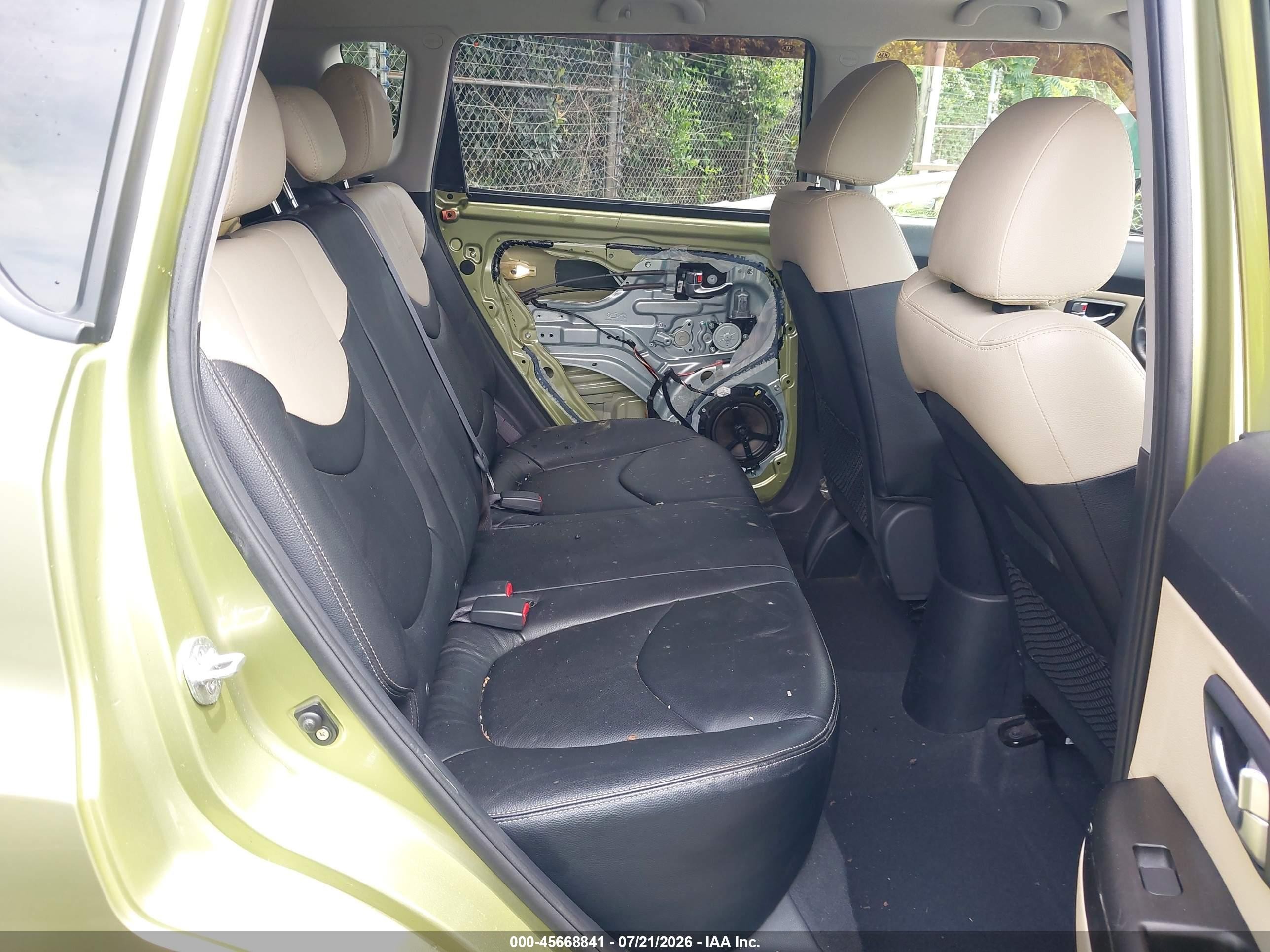2012 Kia Soul ! Green vin: KNDJT2A66C7370004