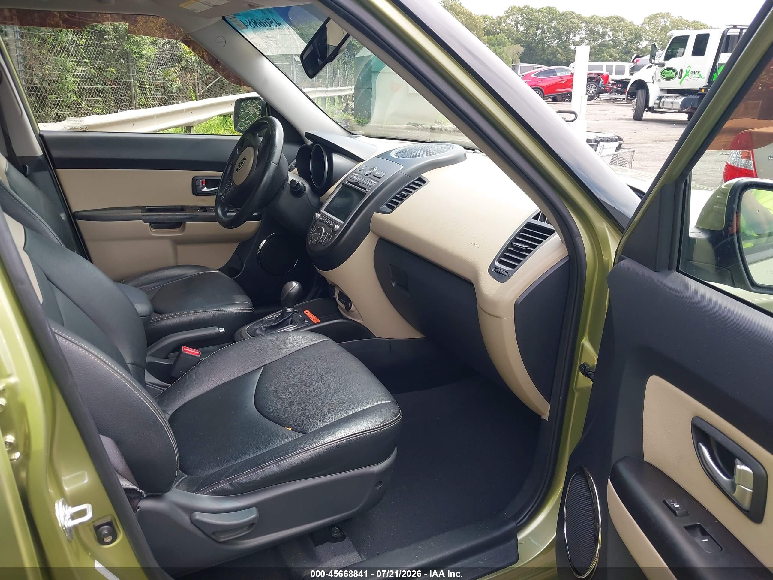 2012 Kia Soul ! Green vin: KNDJT2A66C7370004