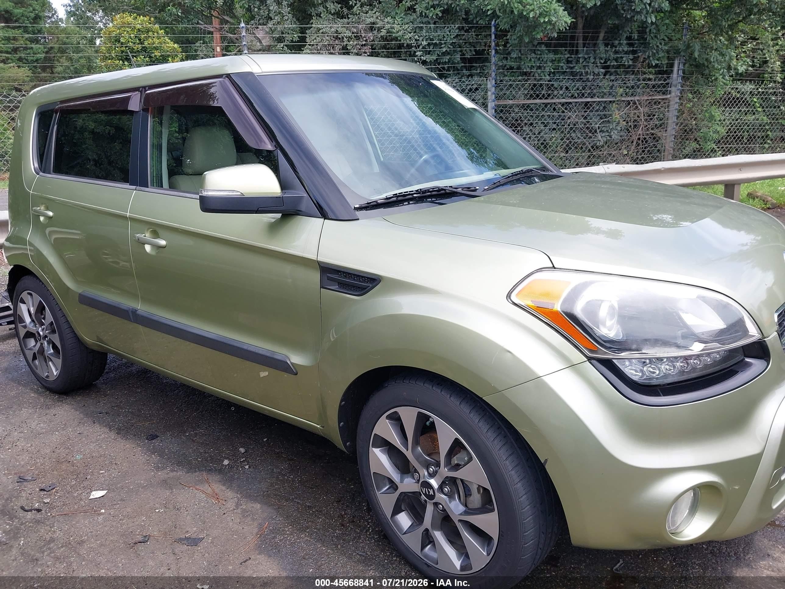 2012 Kia Soul ! Green vin: KNDJT2A66C7370004