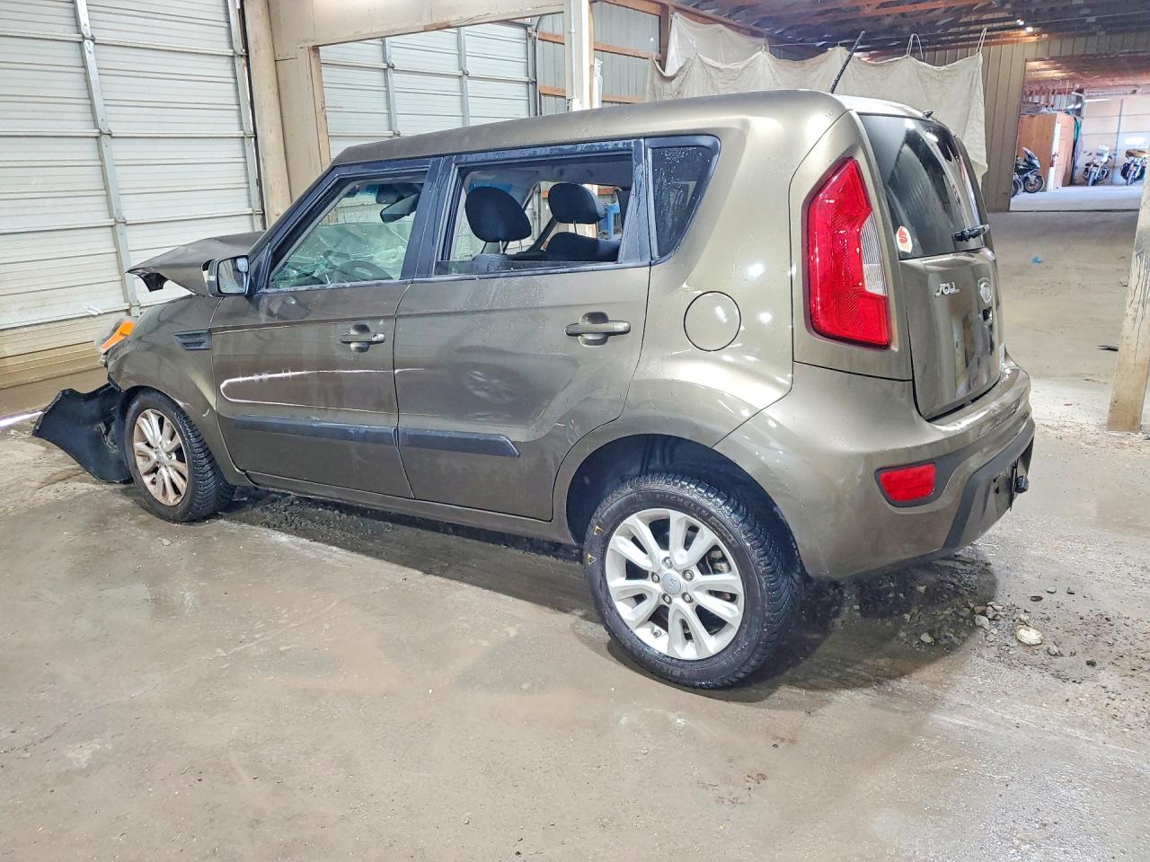 2012 Kia Soul + Green vin: KNDJT2A66C7377616
