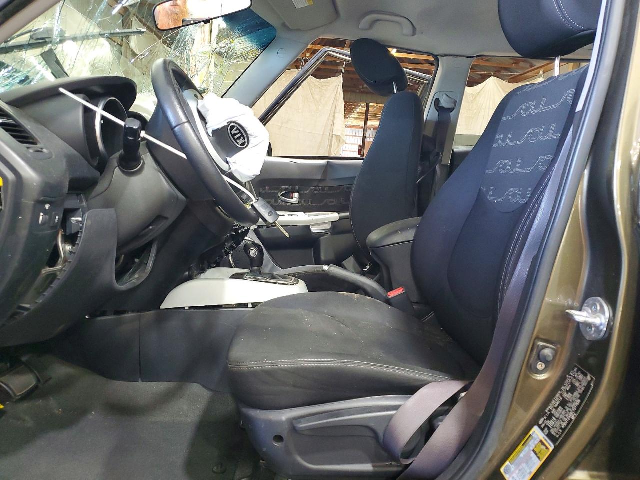 2012 Kia Soul + Green vin: KNDJT2A66C7377616