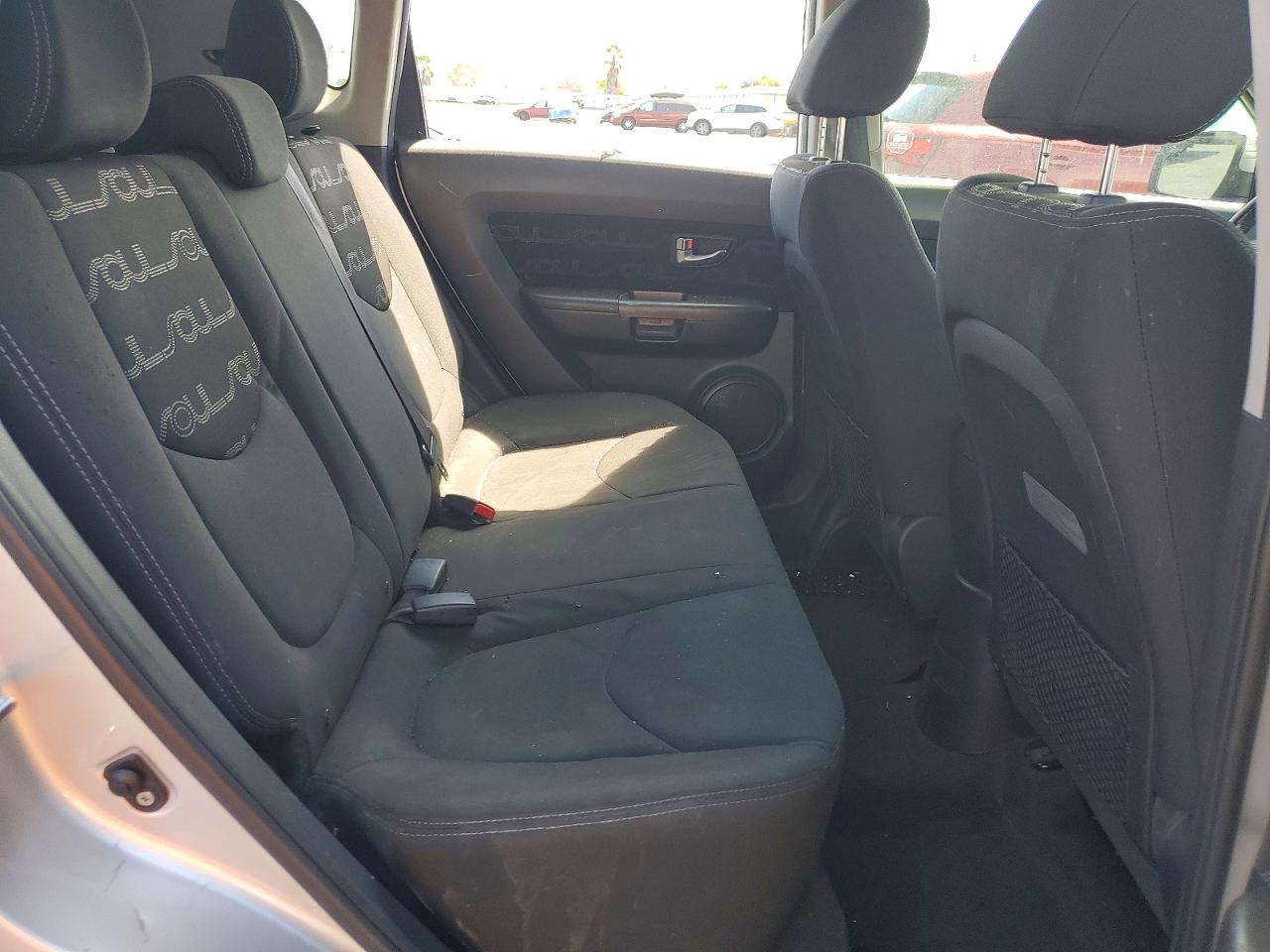 2012 Kia Soul + Silver vin: KNDJT2A66C7416706