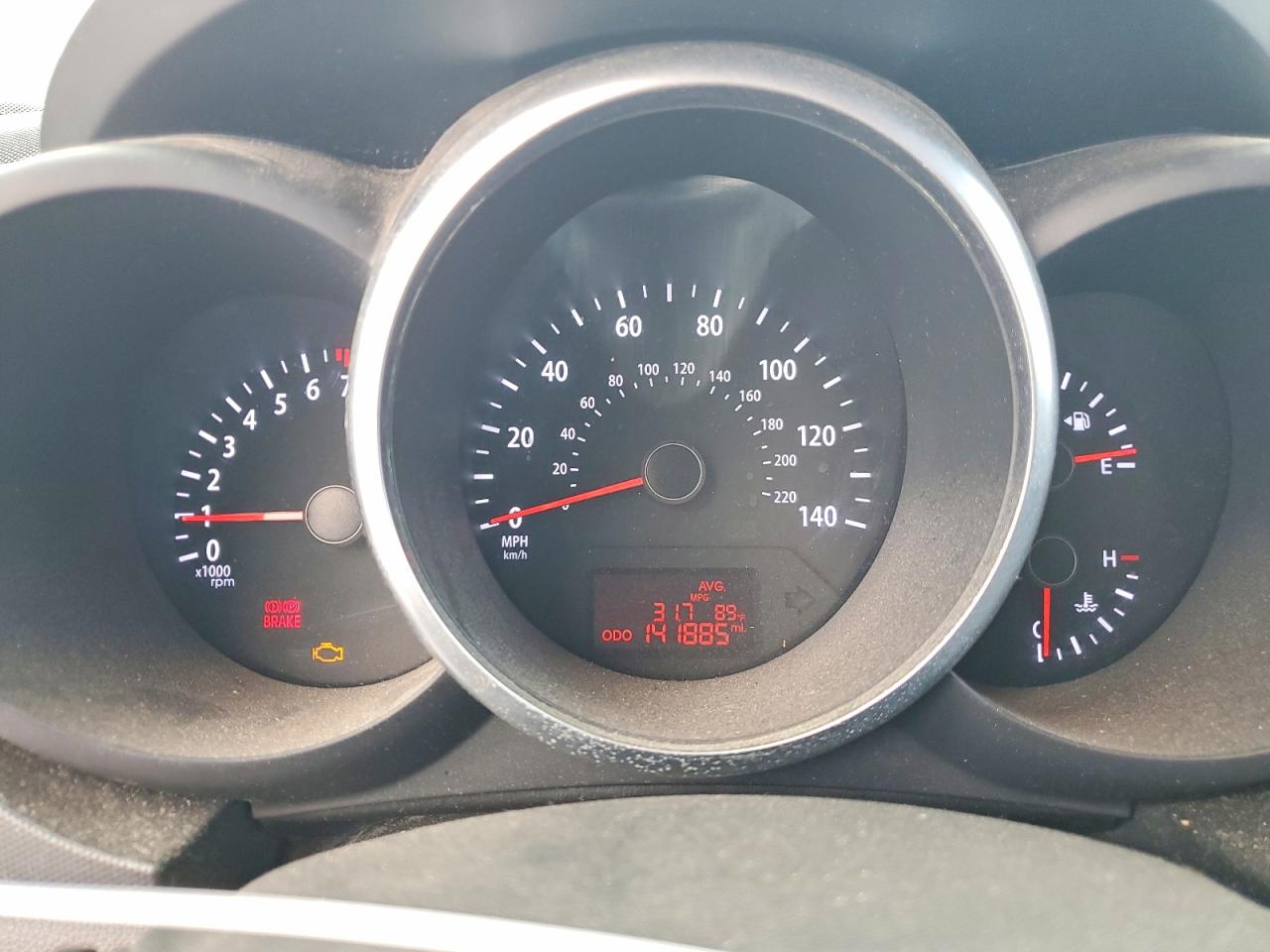 2012 Kia Soul + Black vin: KNDJT2A66C7416818