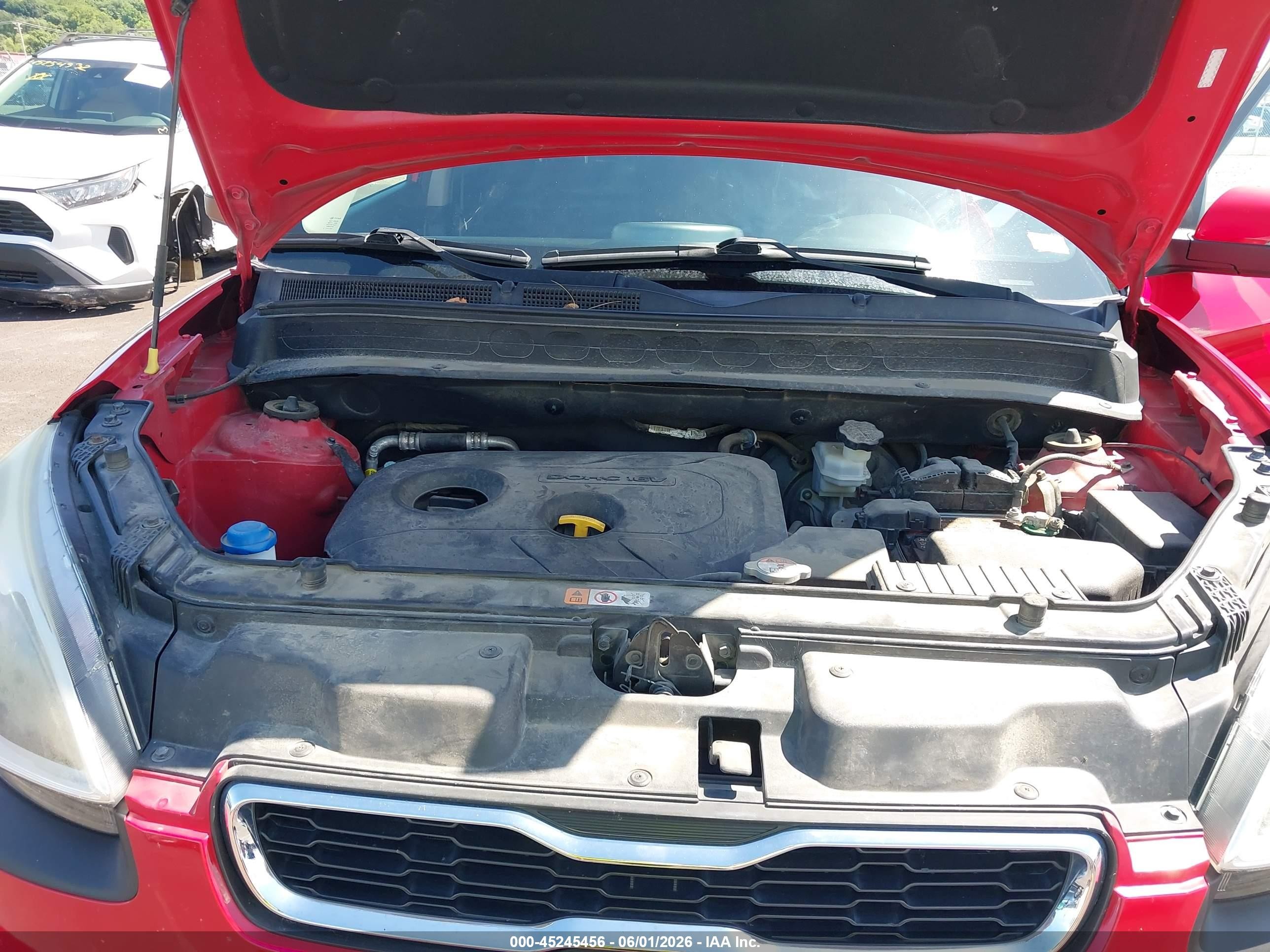 2012 Kia Soul + Red vin: KNDJT2A66C7438253