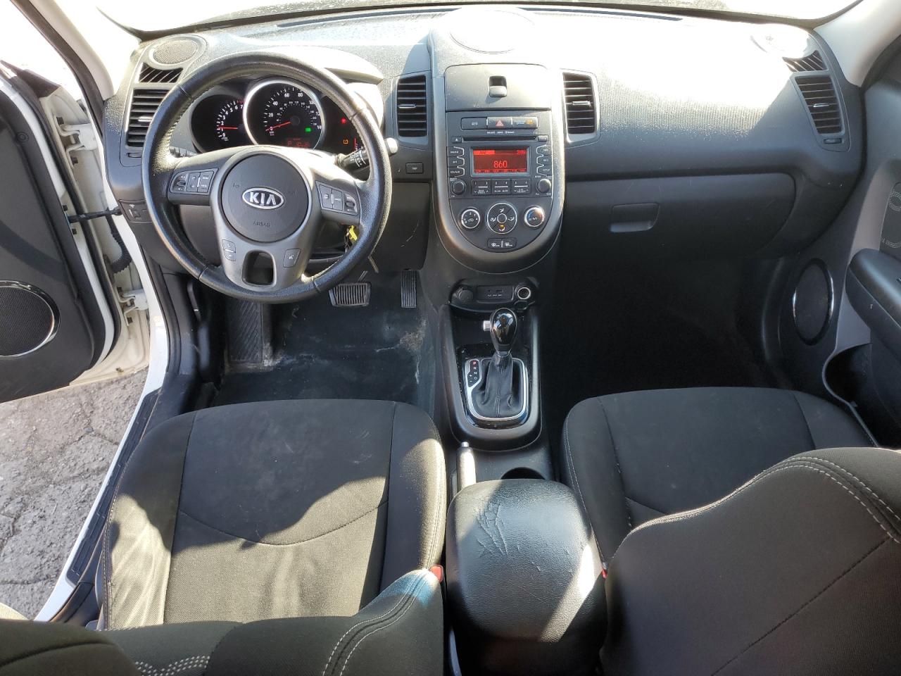 2012 Kia Soul + Белый vin: KNDJT2A66C7438785