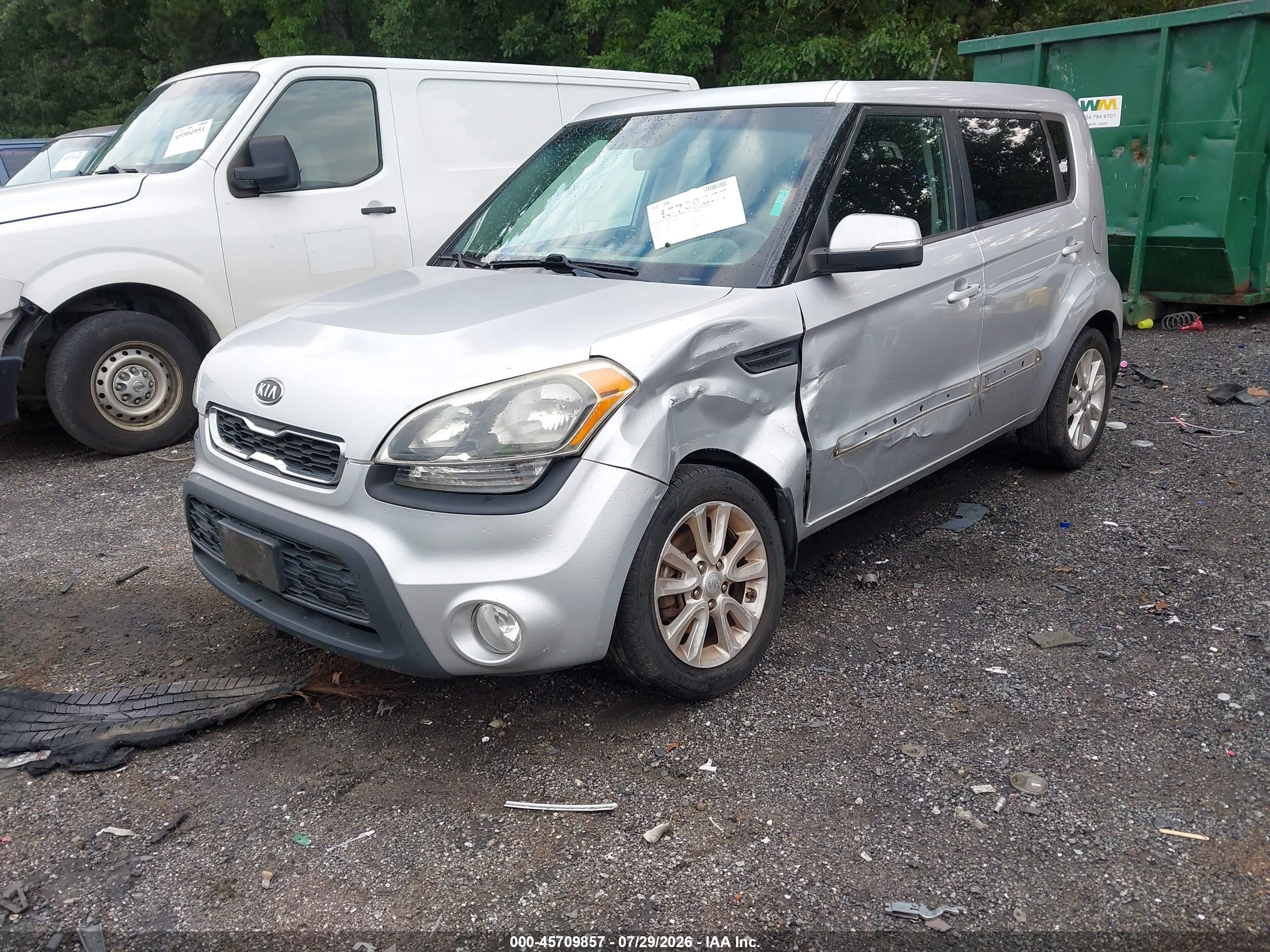 2012 Kia Soul + Серебряный vin: KNDJT2A66C7438950