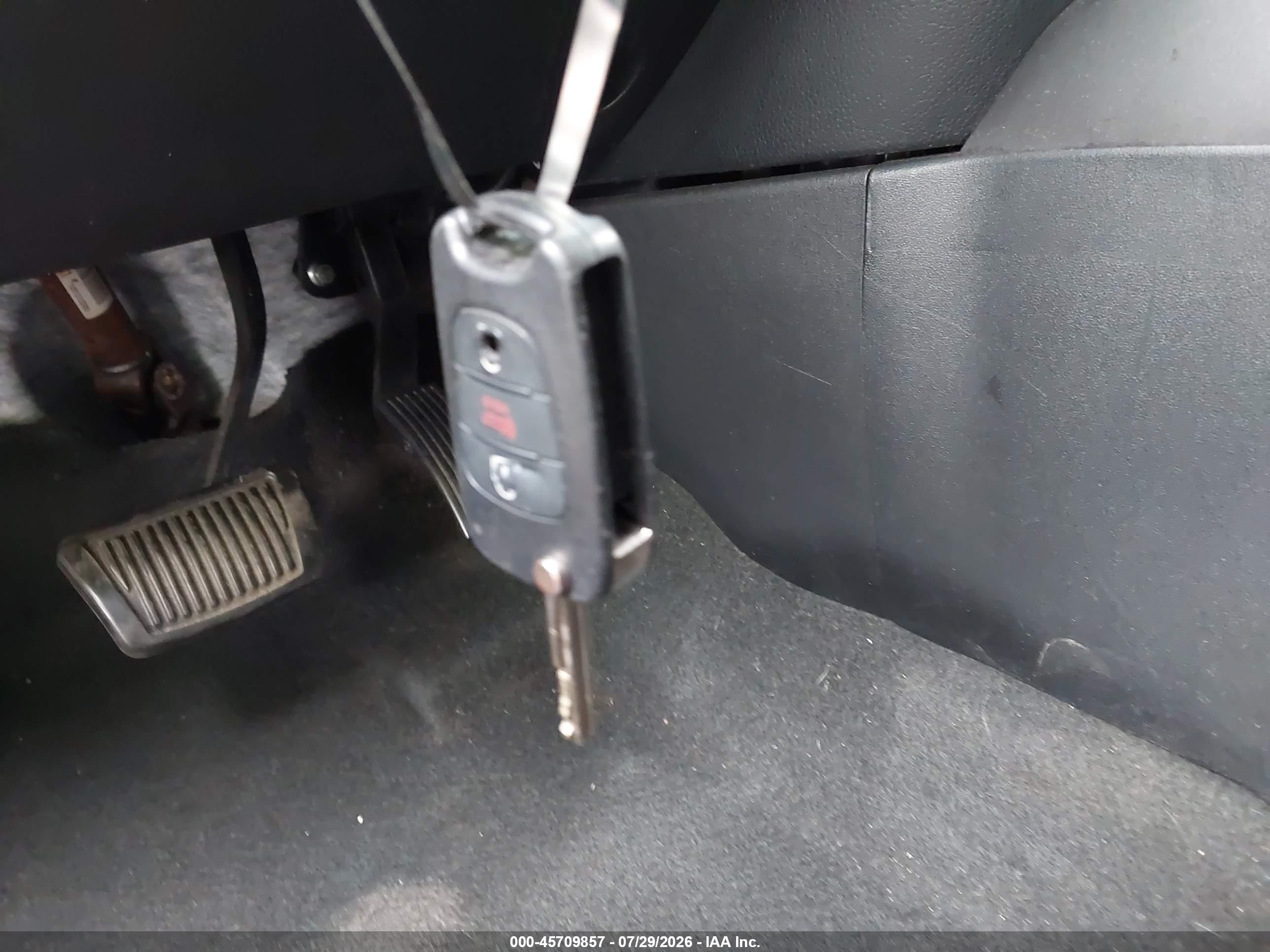 2012 Kia Soul + Серебряный vin: KNDJT2A66C7438950