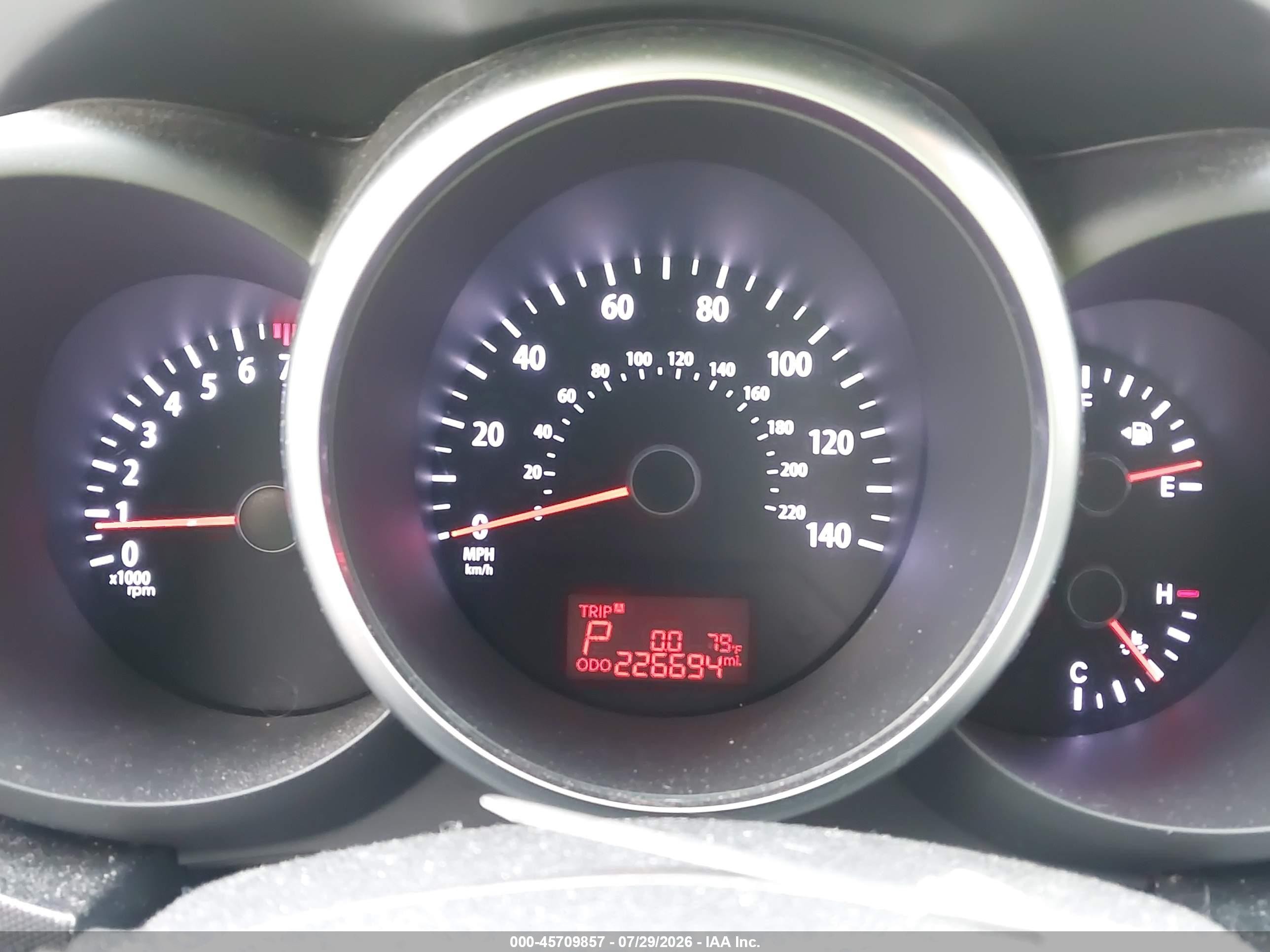 2012 Kia Soul + Серебряный vin: KNDJT2A66C7438950