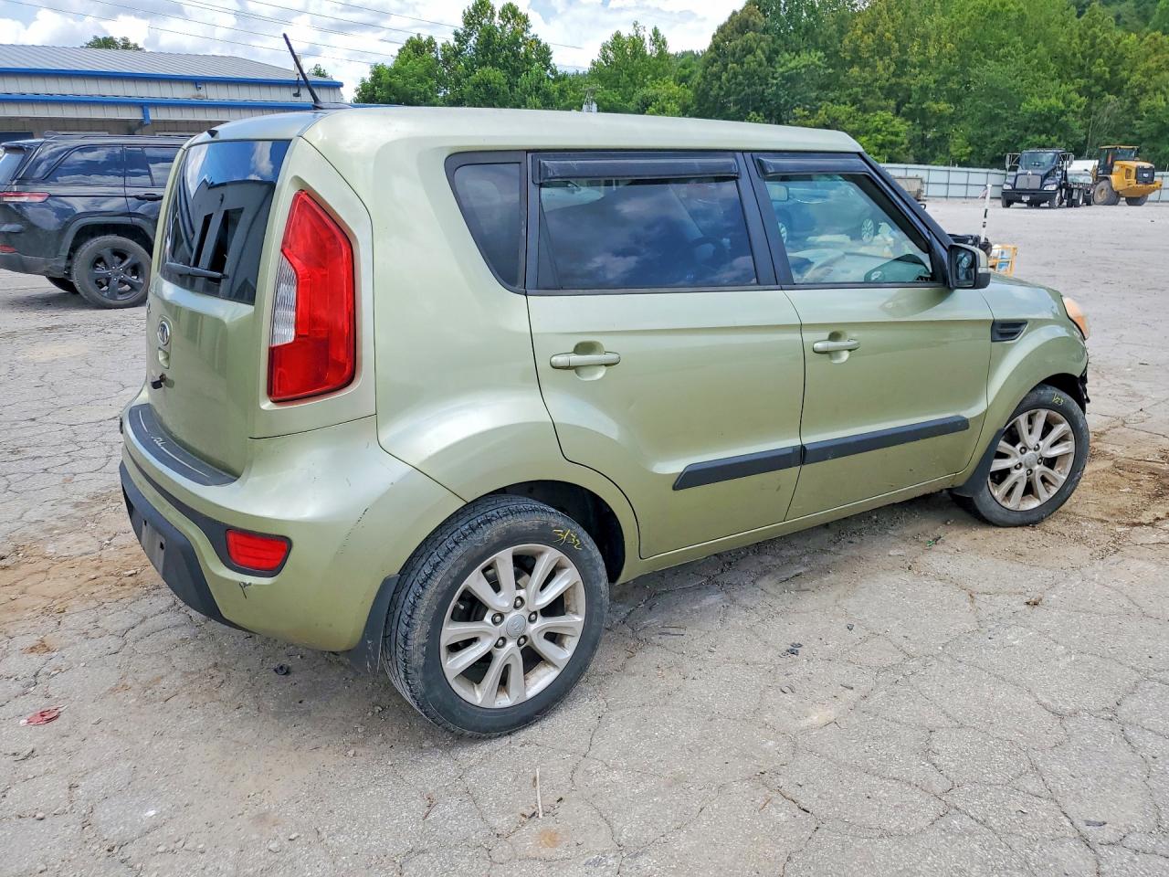 2012 Kia Soul + Green vin: KNDJT2A66C7459944