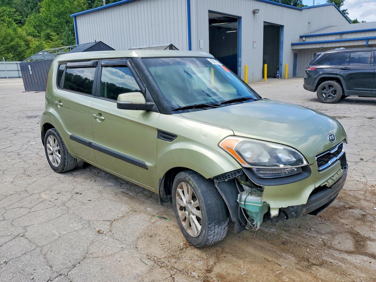 2012 Kia Soul + Green vin: KNDJT2A66C7459944