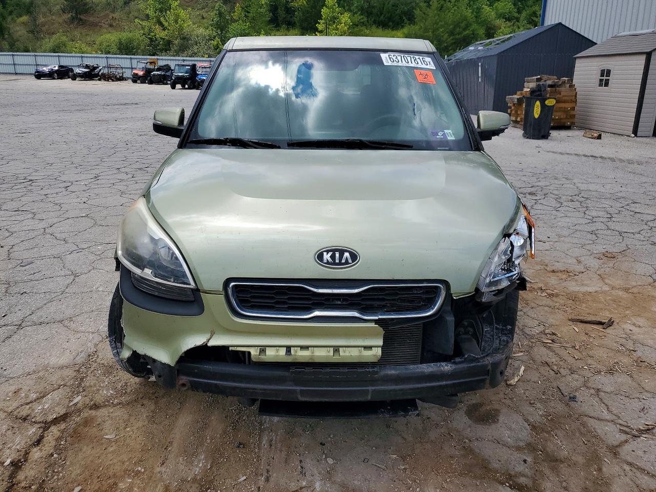 2012 Kia Soul + Green vin: KNDJT2A66C7459944
