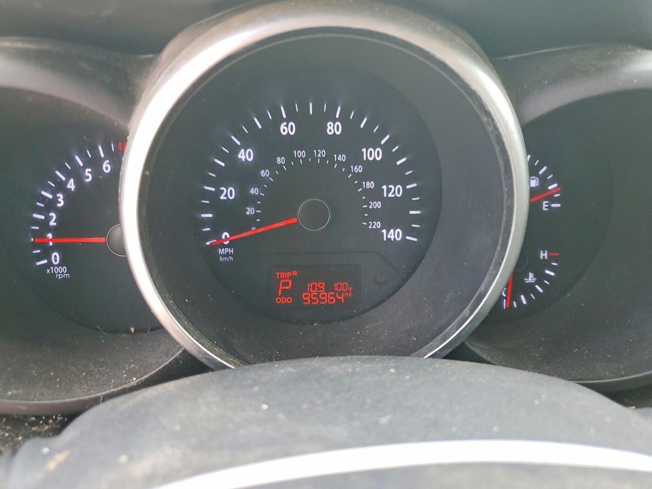 2012 Kia Soul + Green vin: KNDJT2A66C7459944