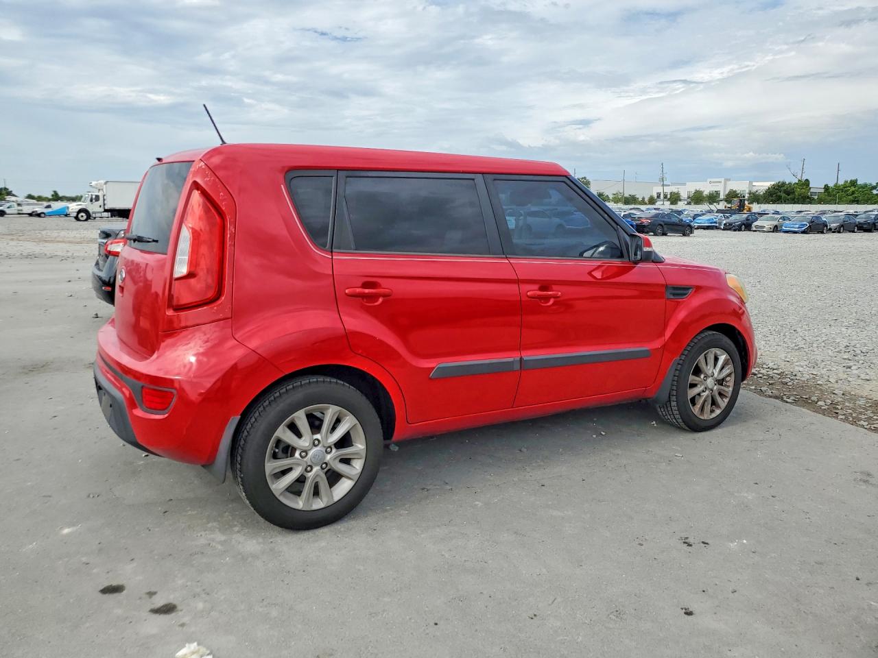 2012 Kia Soul + Burgundy vin: KNDJT2A66C7461015