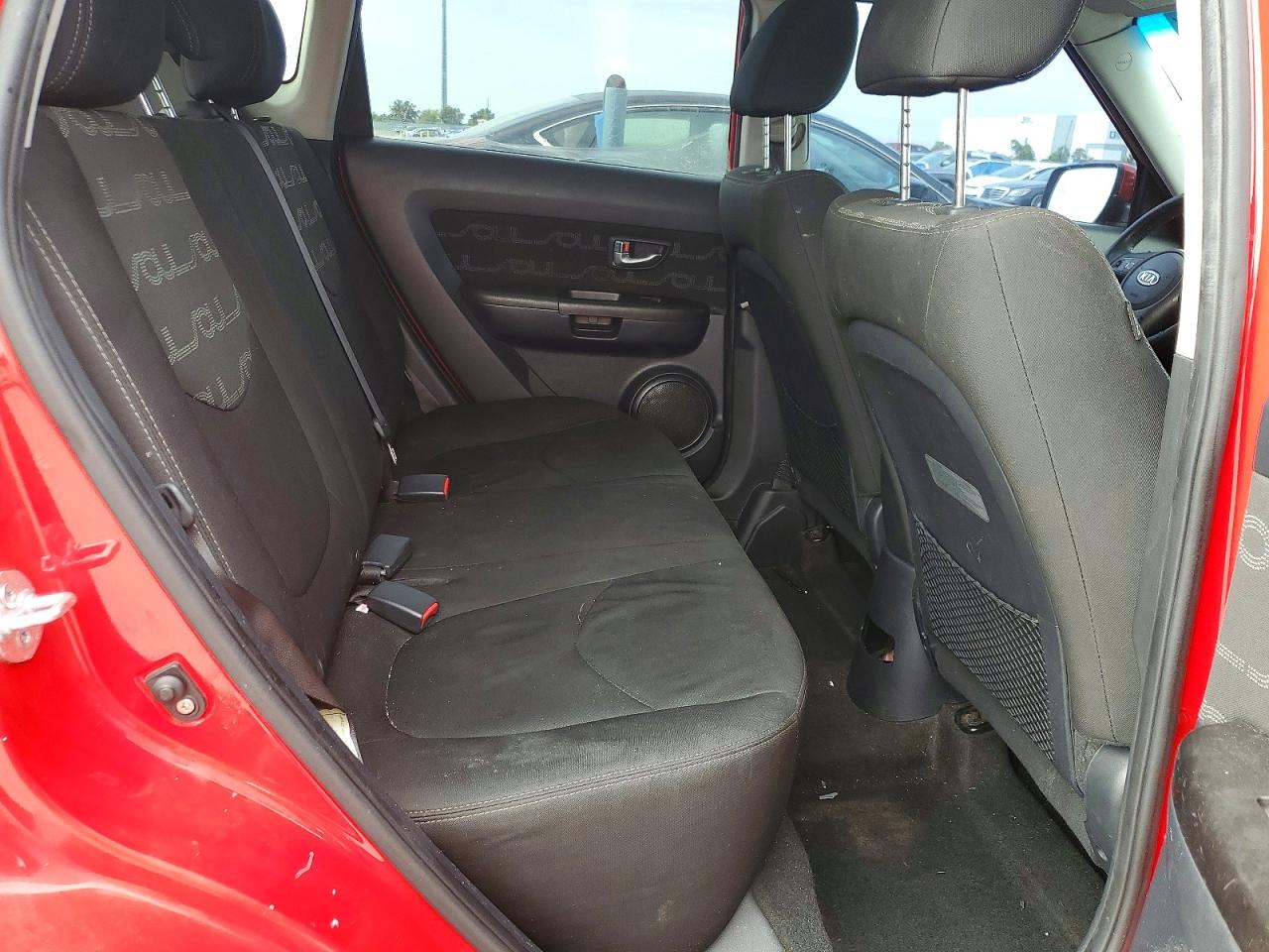 2012 Kia Soul + Burgundy vin: KNDJT2A66C7461015