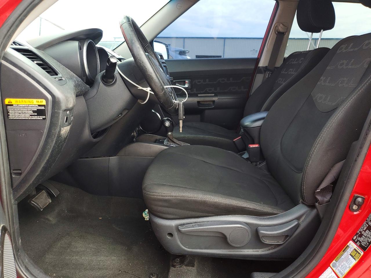 2012 Kia Soul + Burgundy vin: KNDJT2A66C7461015