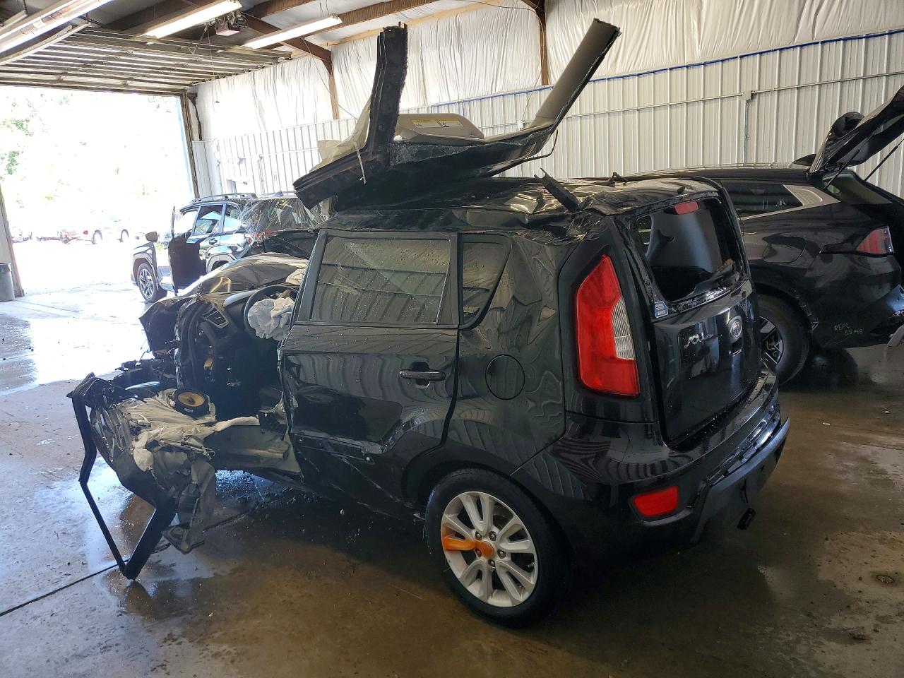 2012 Kia Soul + Черный vin: KNDJT2A66C7743977