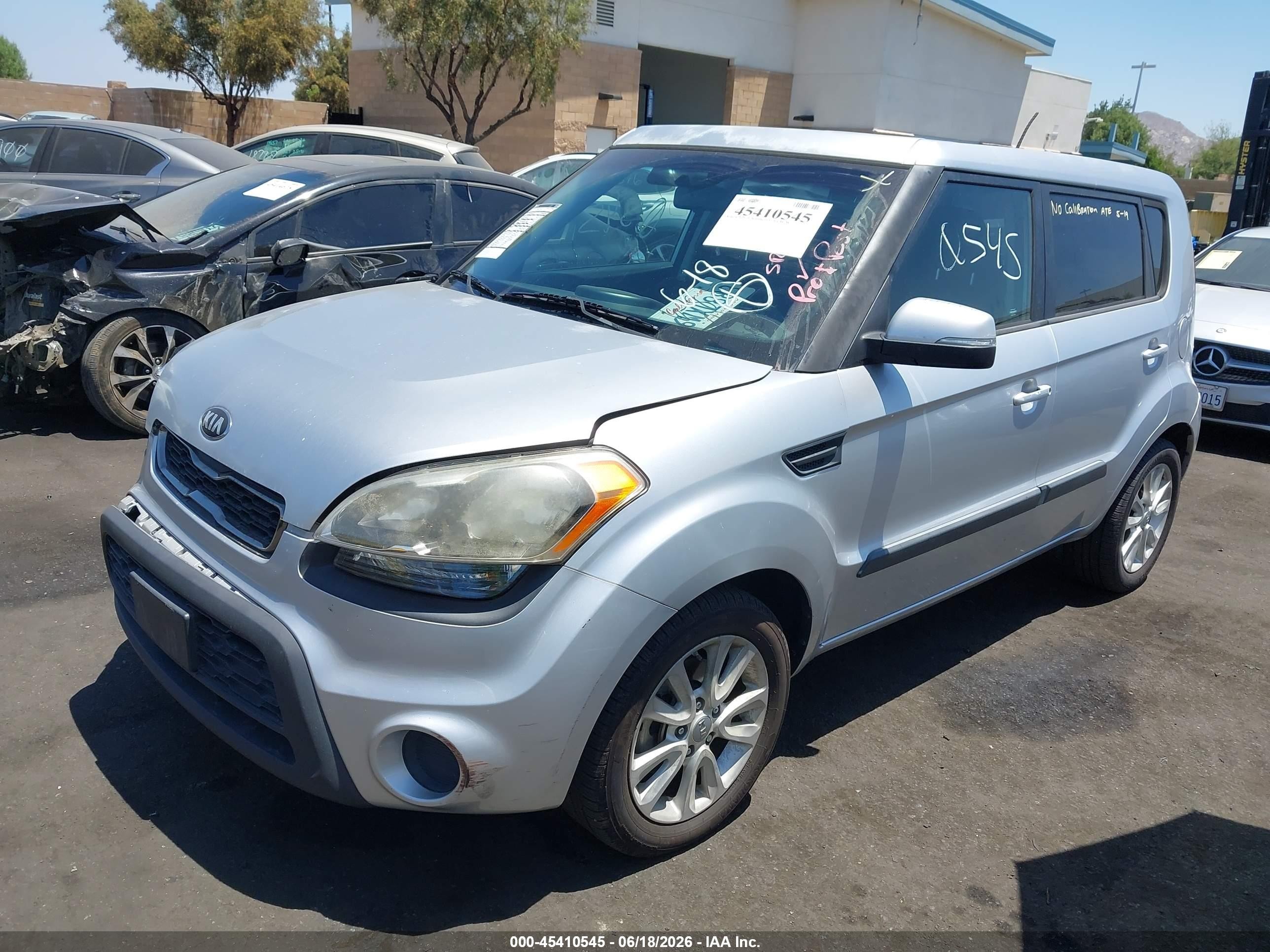 2013 Kia Soul + Silver vin: KNDJT2A66D7498809