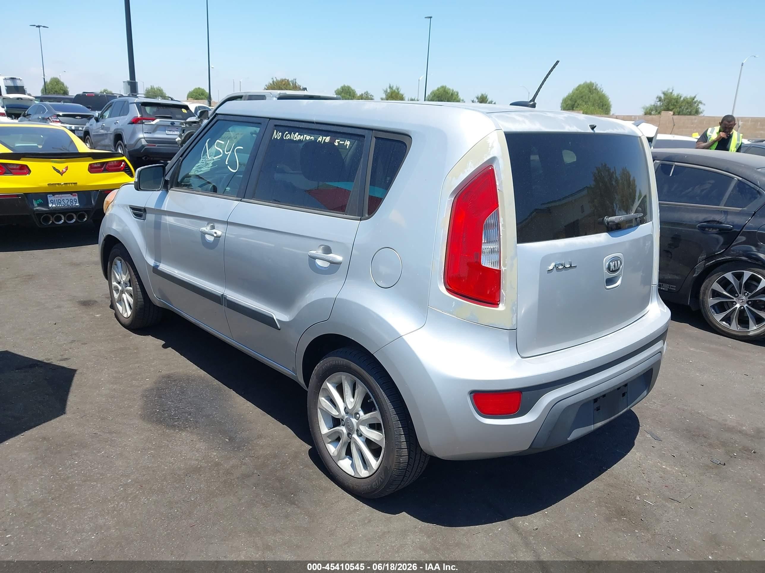 2013 Kia Soul + Silver vin: KNDJT2A66D7498809