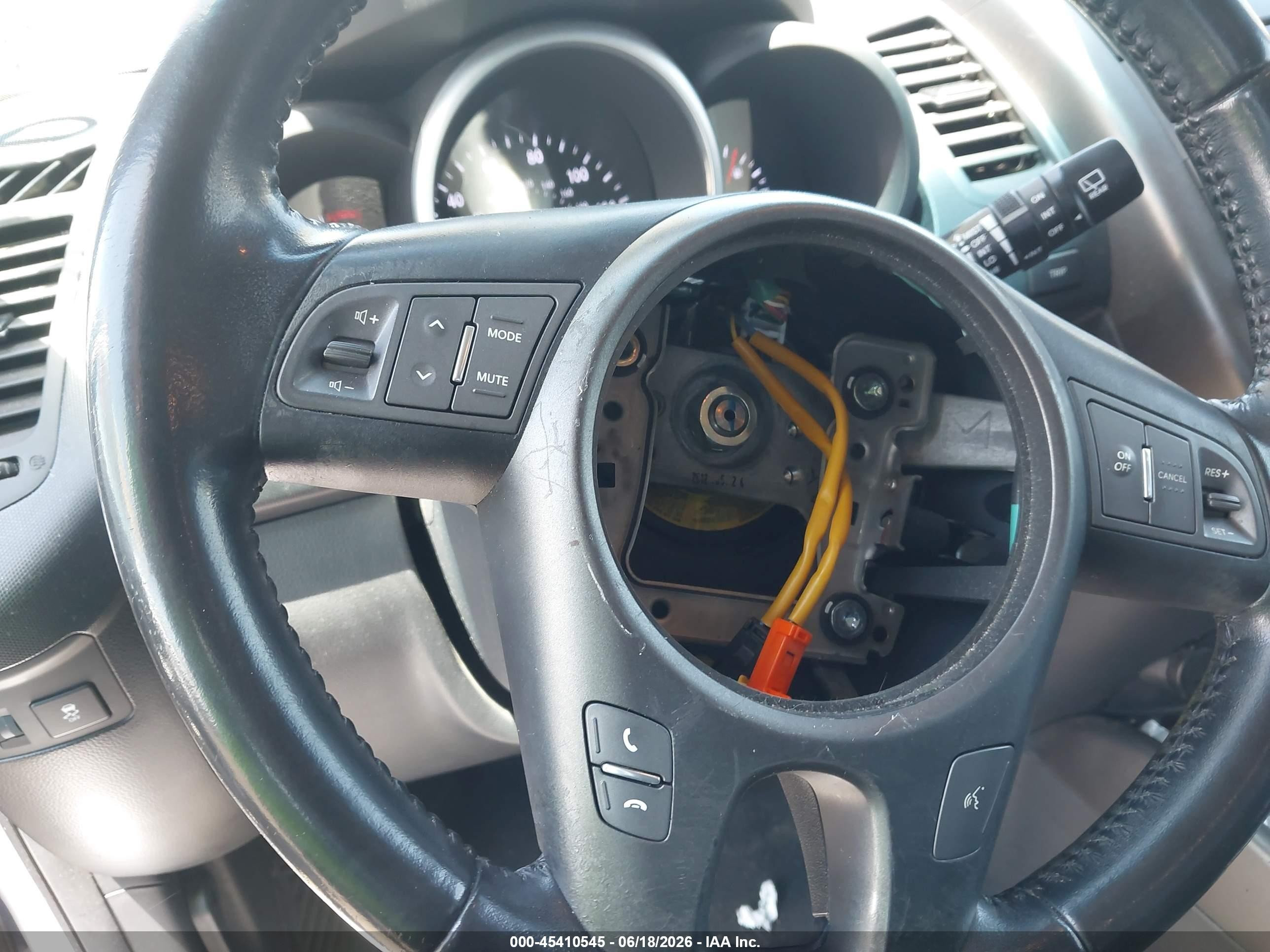 2013 Kia Soul + Silver vin: KNDJT2A66D7498809