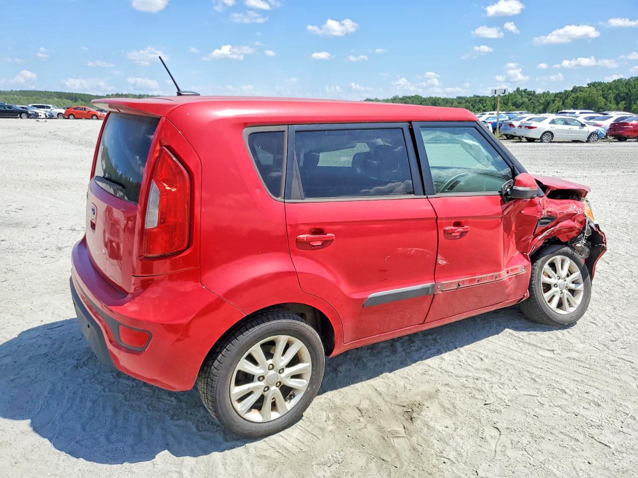 2013 Kia Soul + Red vin: KNDJT2A66D7502583