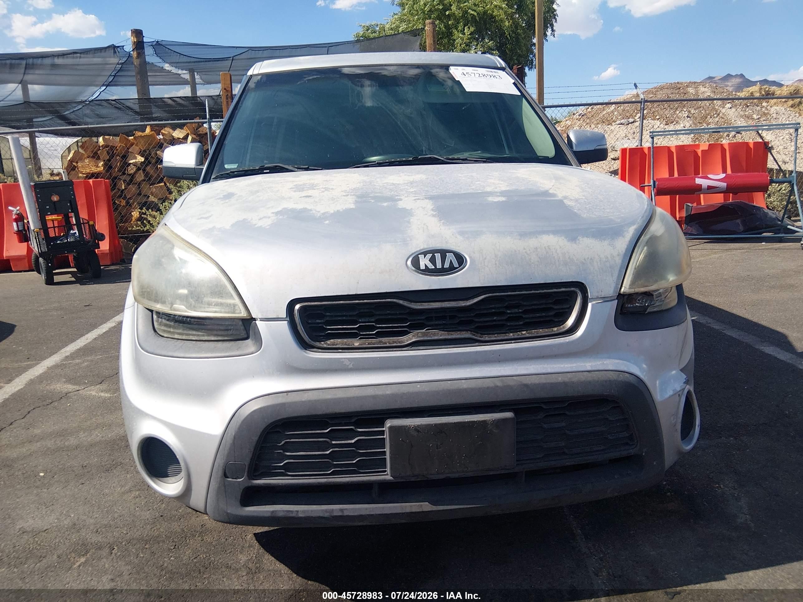 2013 Kia Soul + Серебряный vin: KNDJT2A66D7507802