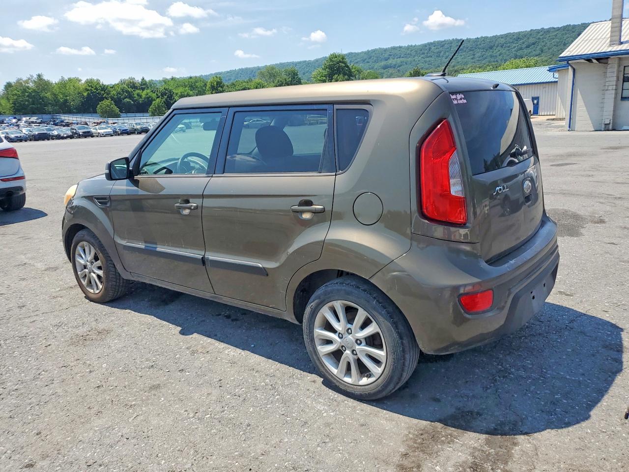 2013 Kia Soul + Brown vin: KNDJT2A66D7511171