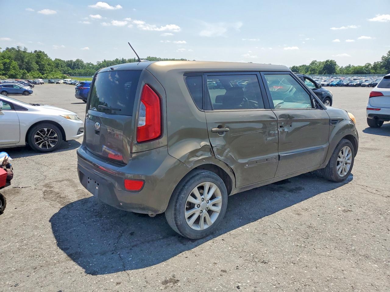 2013 Kia Soul + Brown vin: KNDJT2A66D7511171