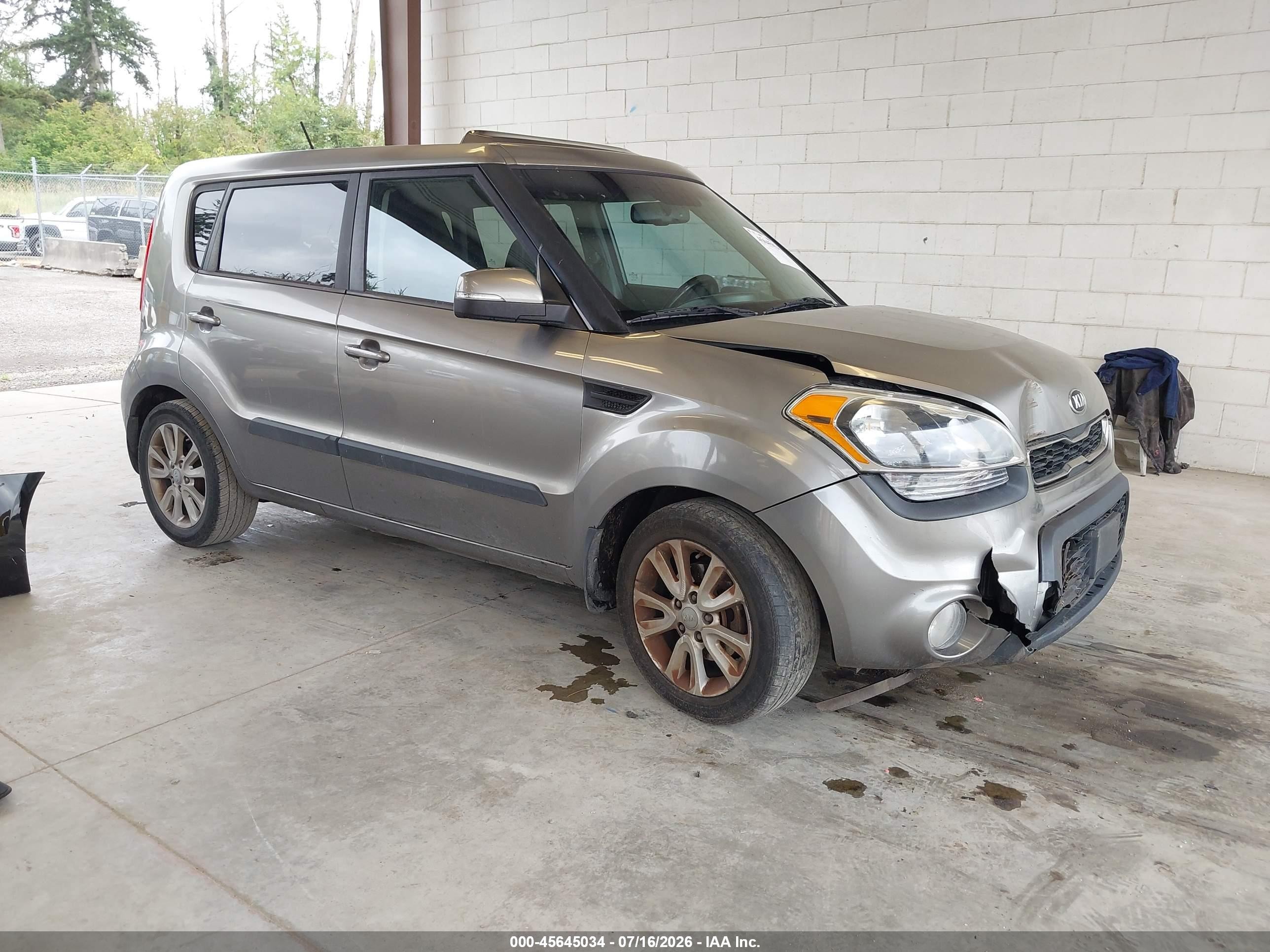 2013 Kia Soul + Pewter vin: KNDJT2A66D7547457