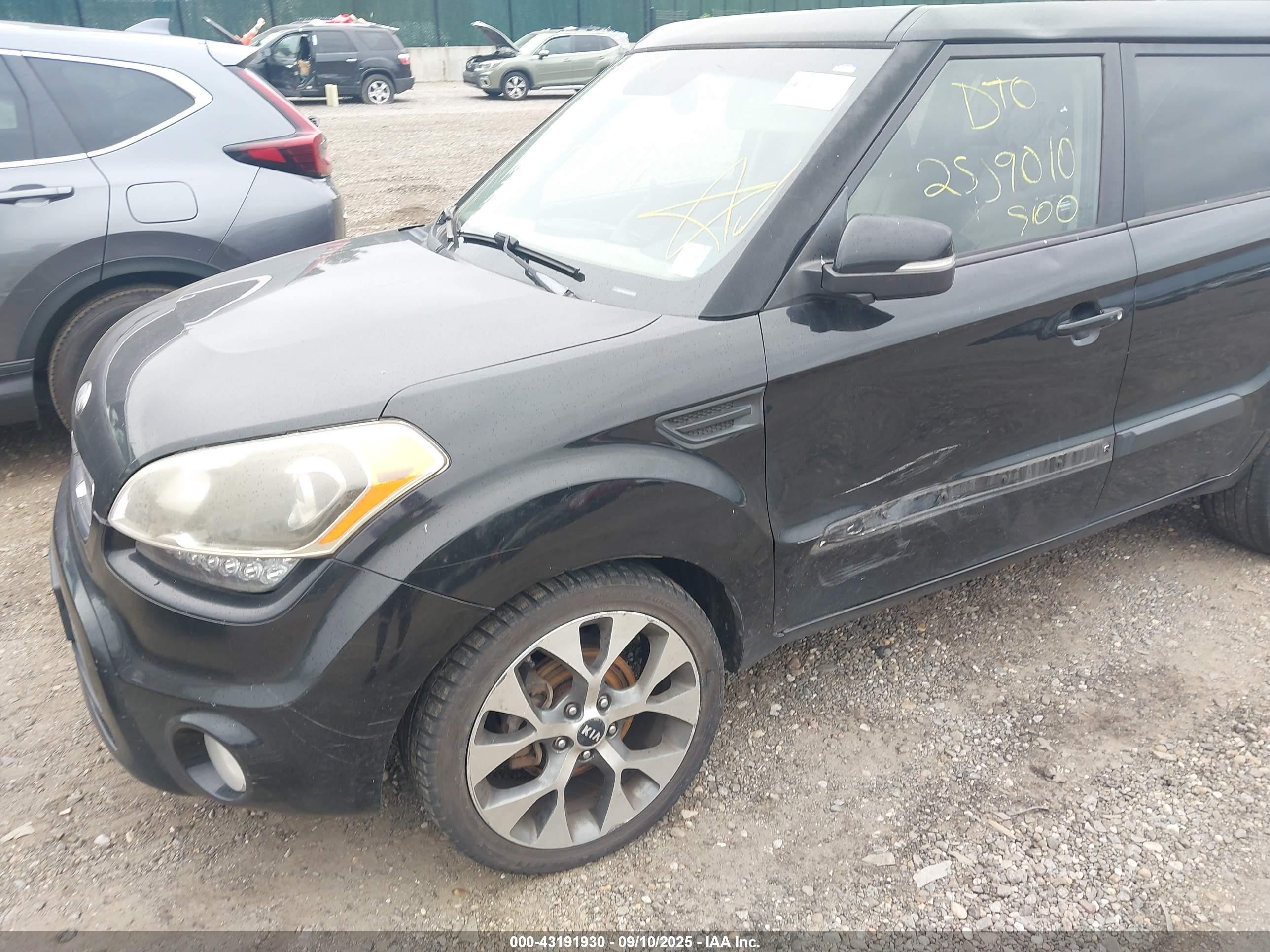 2013 Kia Soul ! Black vin: KNDJT2A66D7567689