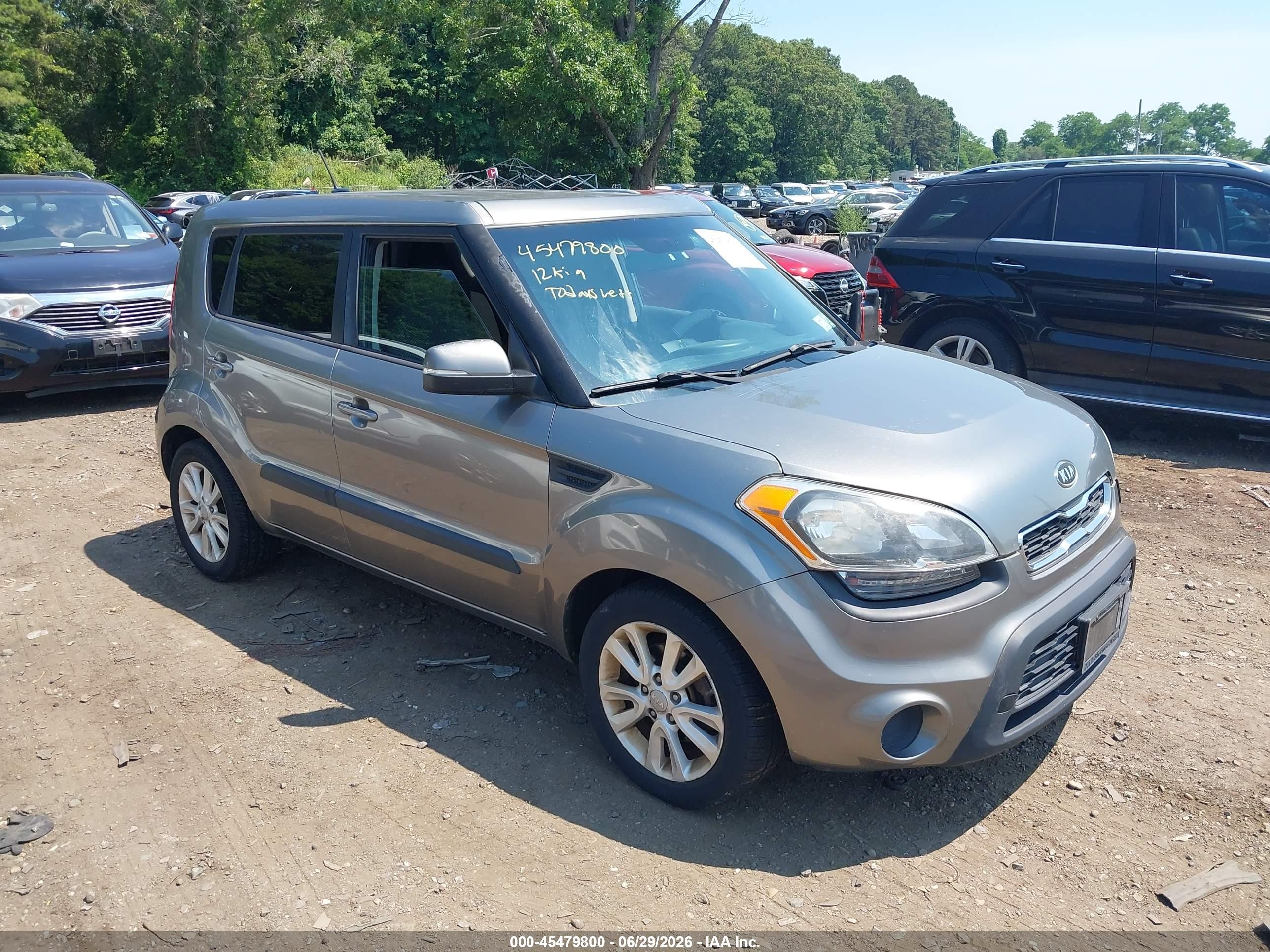 2012 Kia Soul + Gray vin: KNDJT2A67C7361084