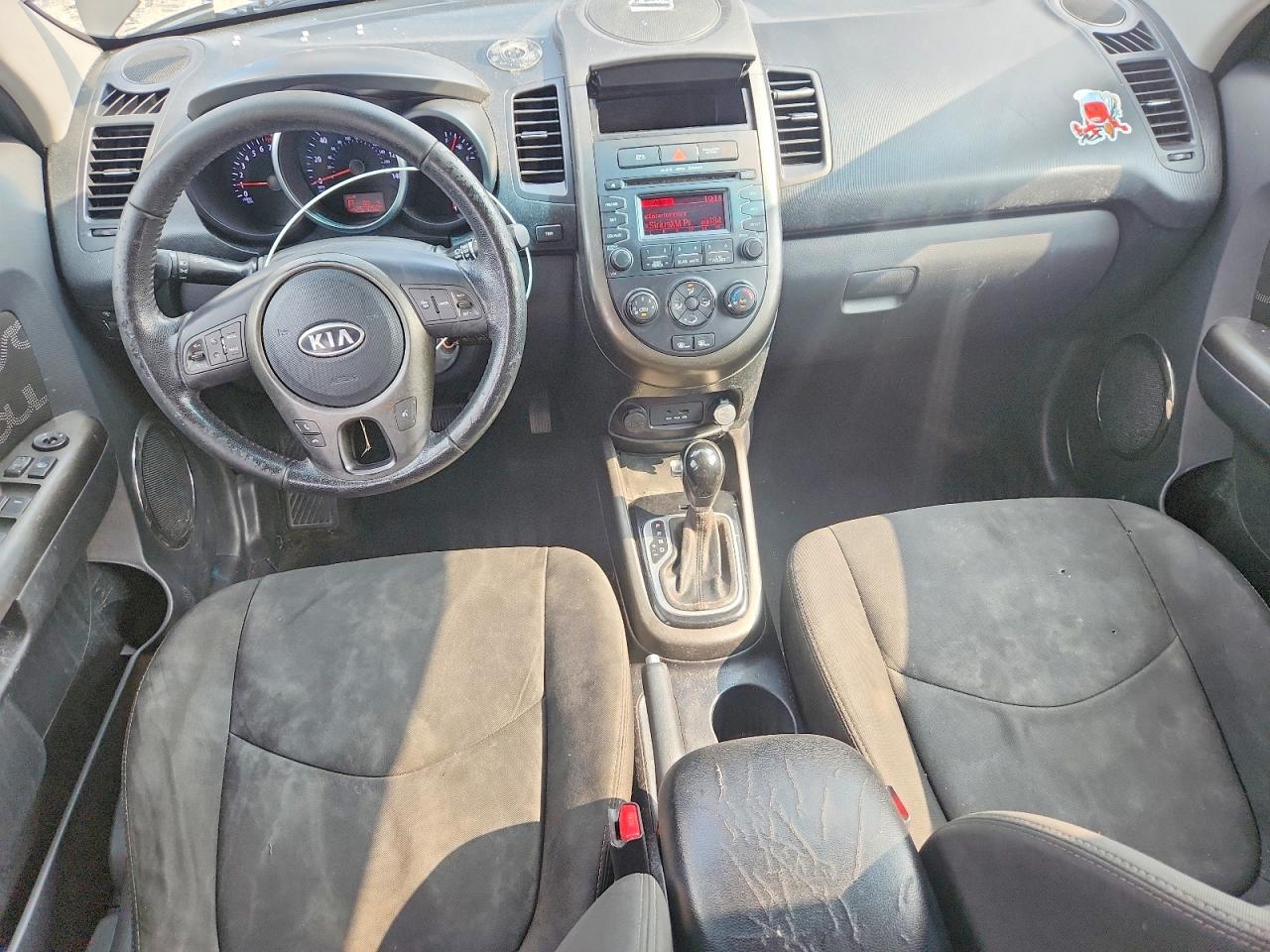 2012 Kia Soul + Green vin: KNDJT2A67C7410686