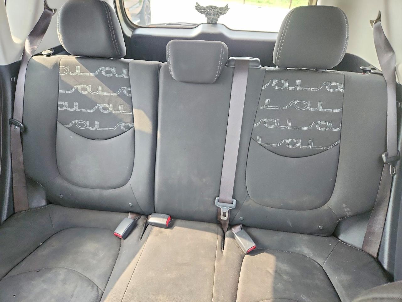 2012 Kia Soul + Green vin: KNDJT2A67C7410686