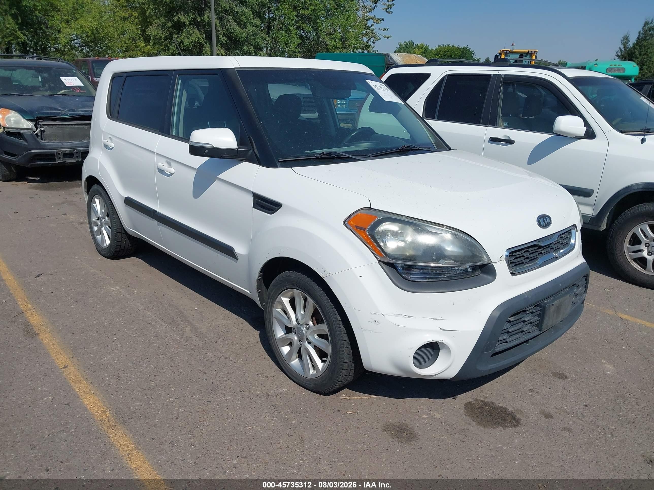 2012 Kia Soul + White vin: KNDJT2A67C7465378