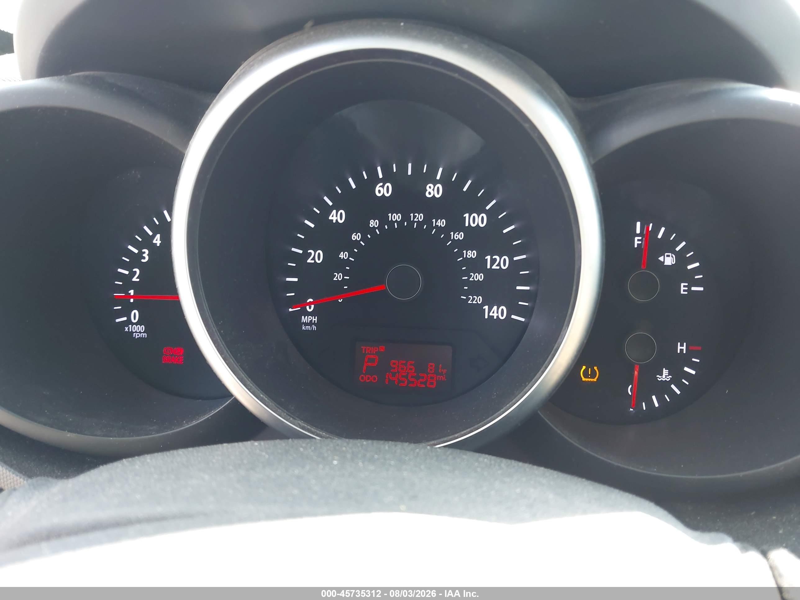 2012 Kia Soul + White vin: KNDJT2A67C7465378