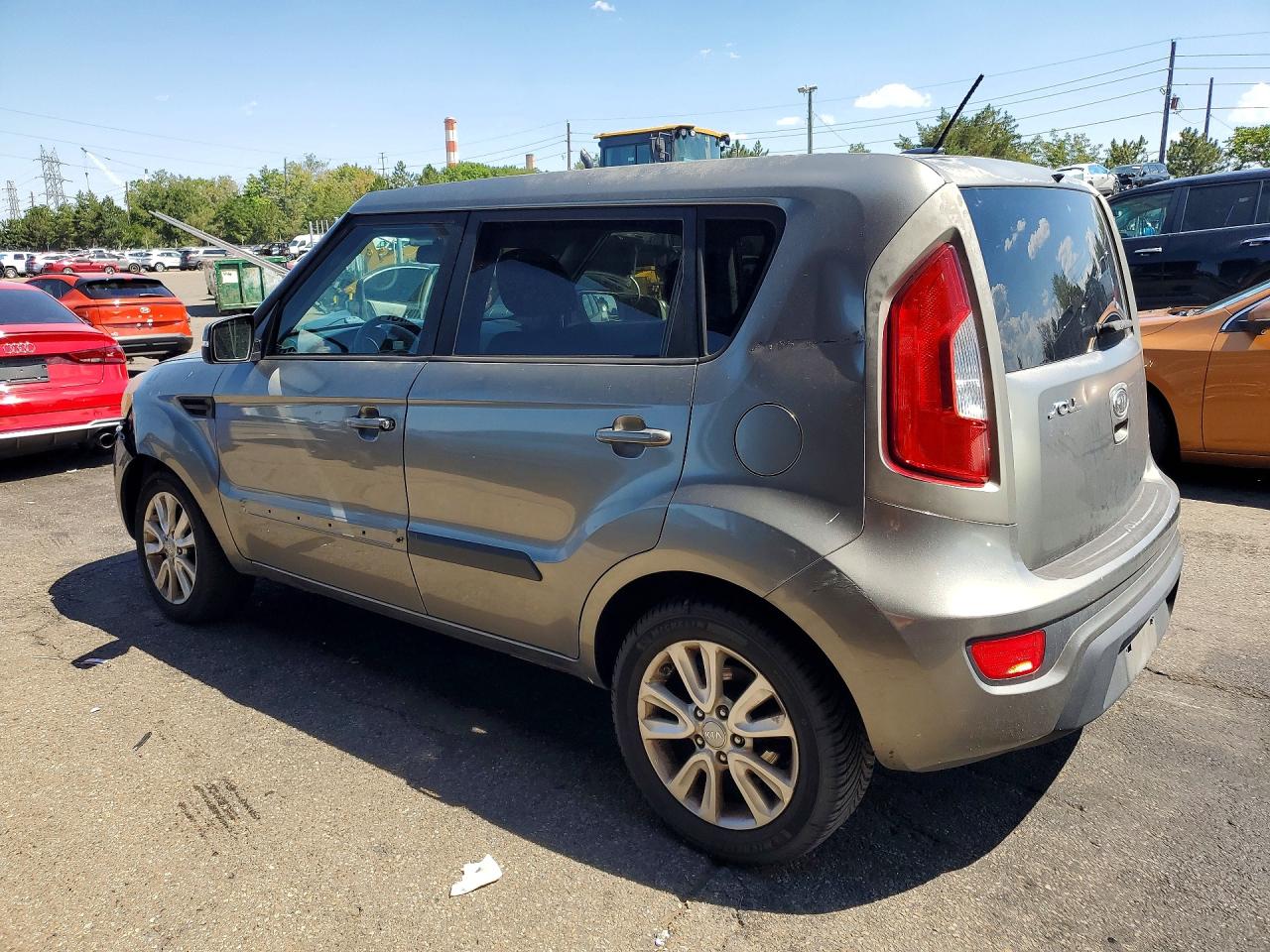 2012 Kia Soul + Серый vin: KNDJT2A67C7481659