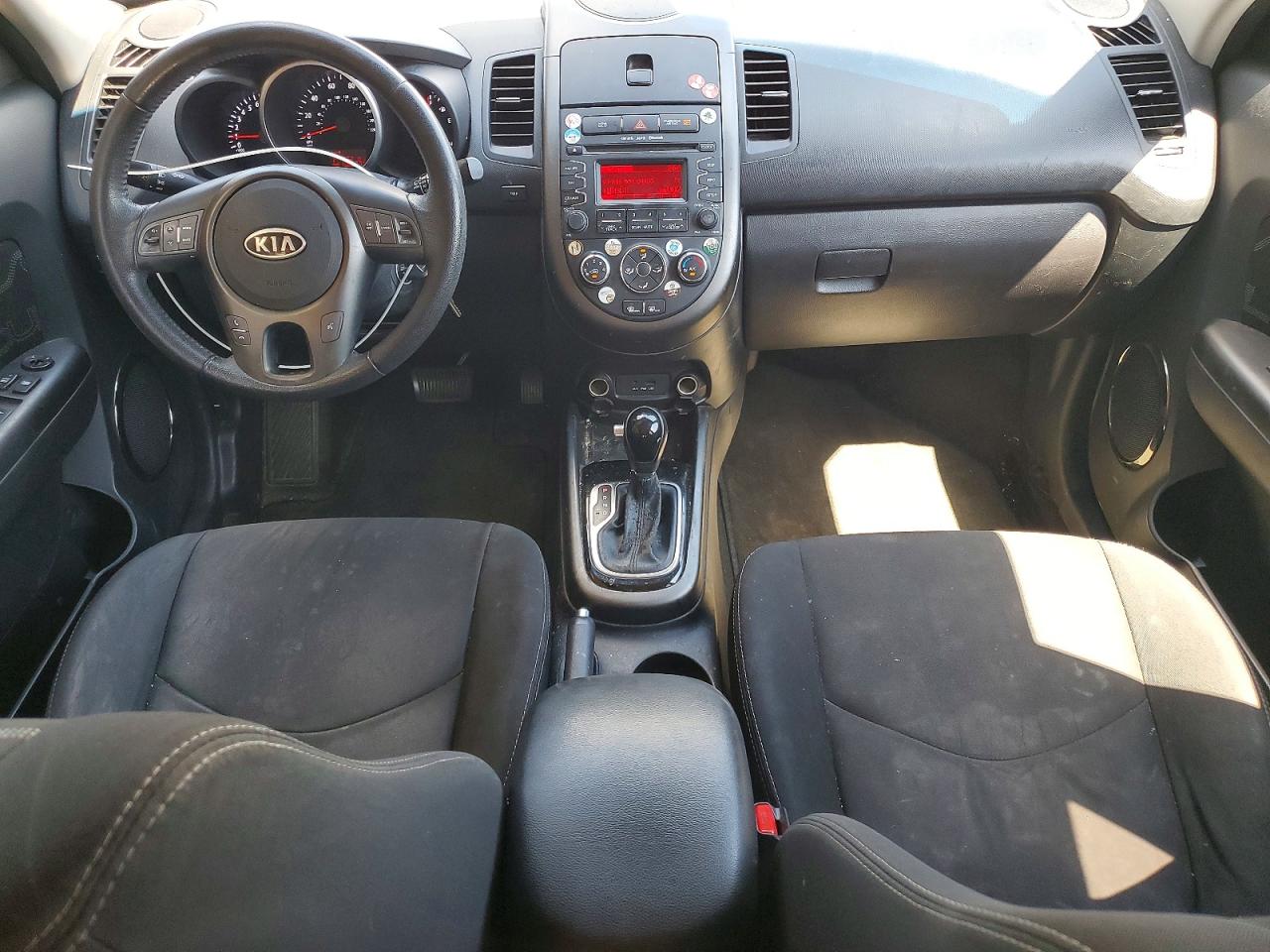 2012 Kia Soul + Серый vin: KNDJT2A67C7481659