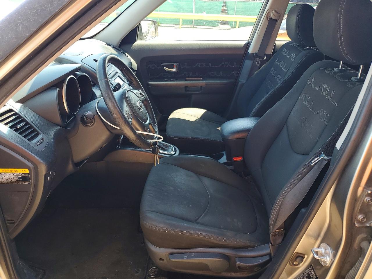 2012 Kia Soul + Серый vin: KNDJT2A67C7481659