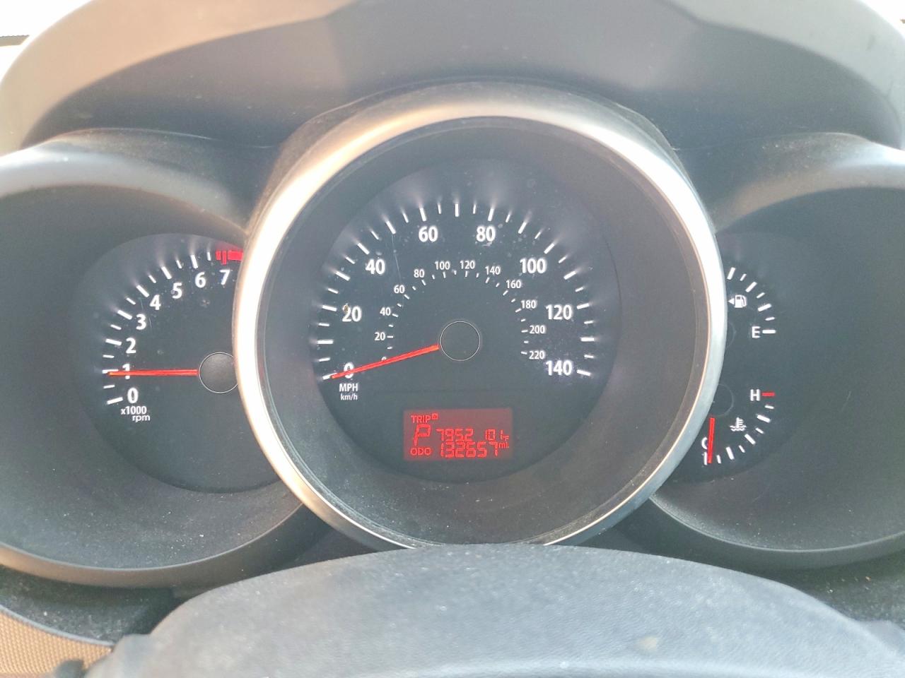 2012 Kia Soul + Серый vin: KNDJT2A67C7481659